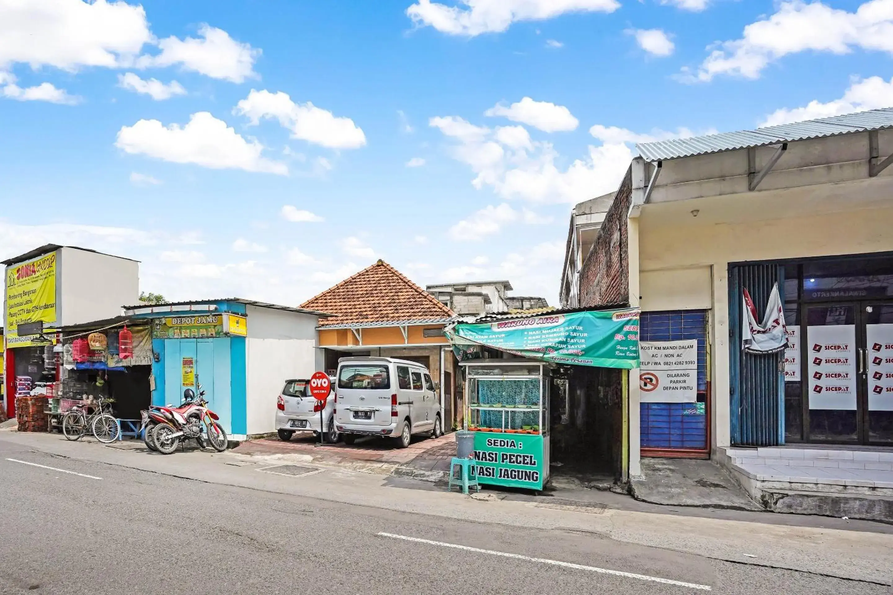 Facade/entrance in Hotel O Griyo Sonia Facade/entrance in Hotel O Griyo Sonia