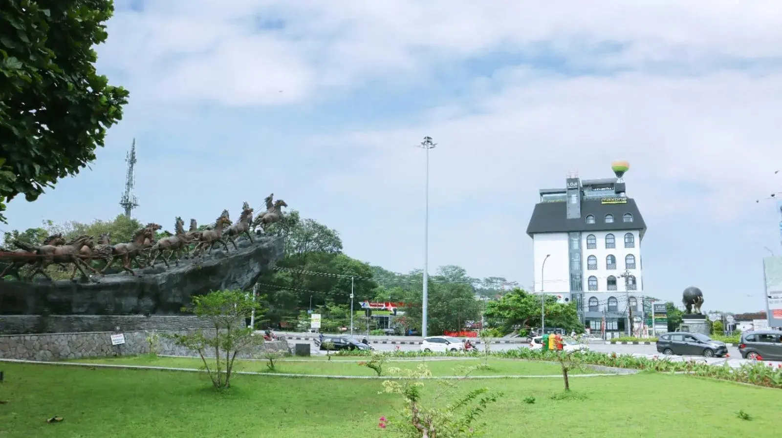 Property building in MaxOneHotels Loji Kridanggo @Boyolali Property building in MaxOneHotels Loji Kridanggo @Boyolali