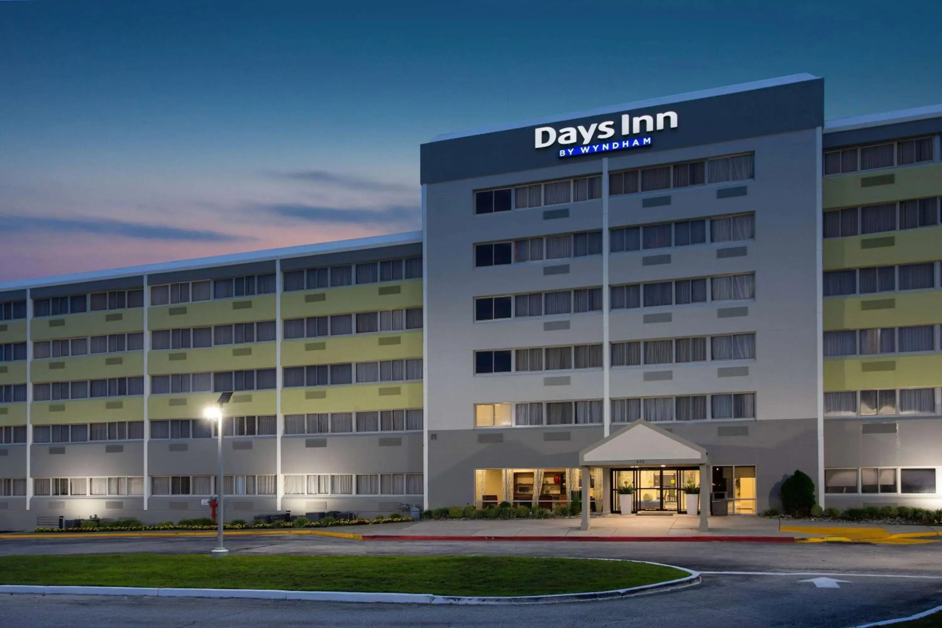 Property building in Days Inn by Wyndham Absecon Atlantic City Area Property building in Days Inn by Wyndham Absecon Atlantic City Area