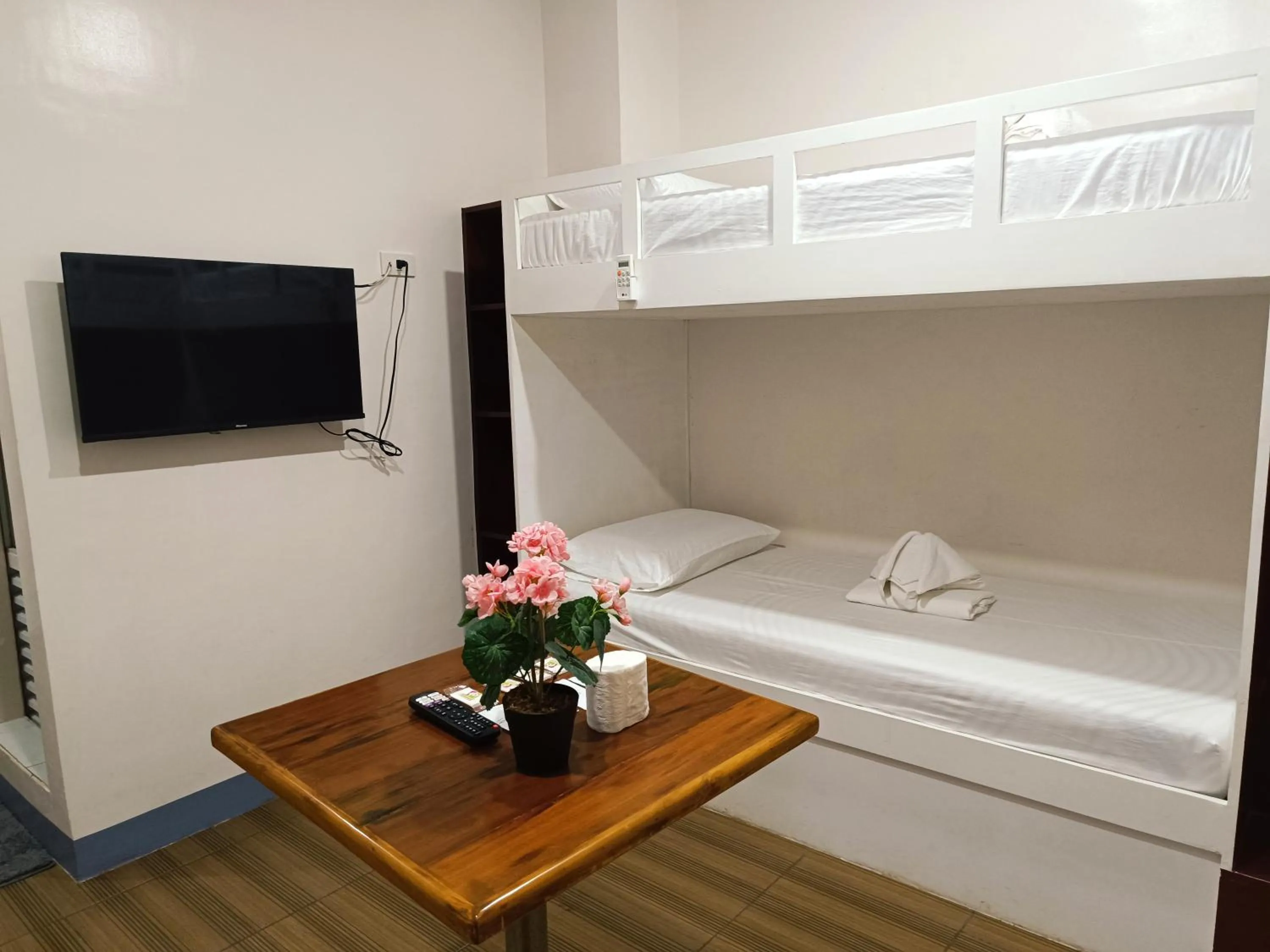 Bed in FB DORMITEL SUITES