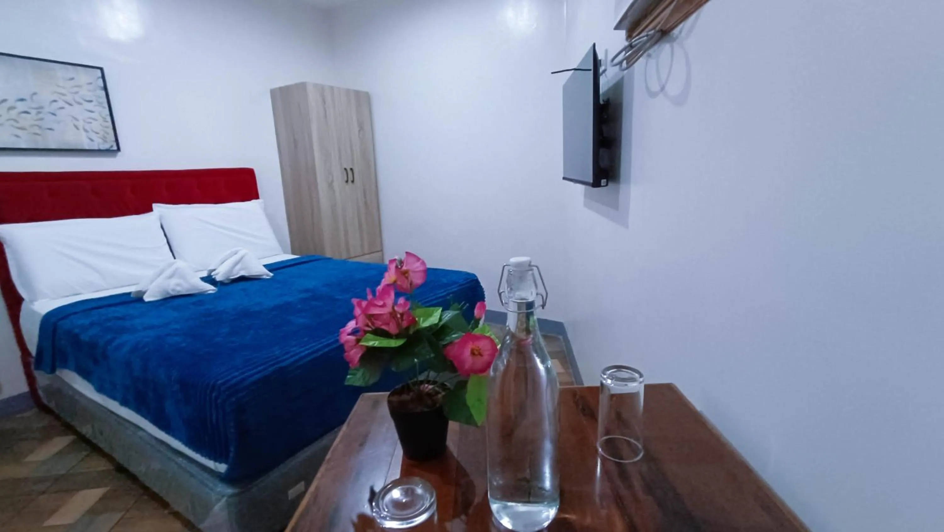 Bed in FB DORMITEL SUITES