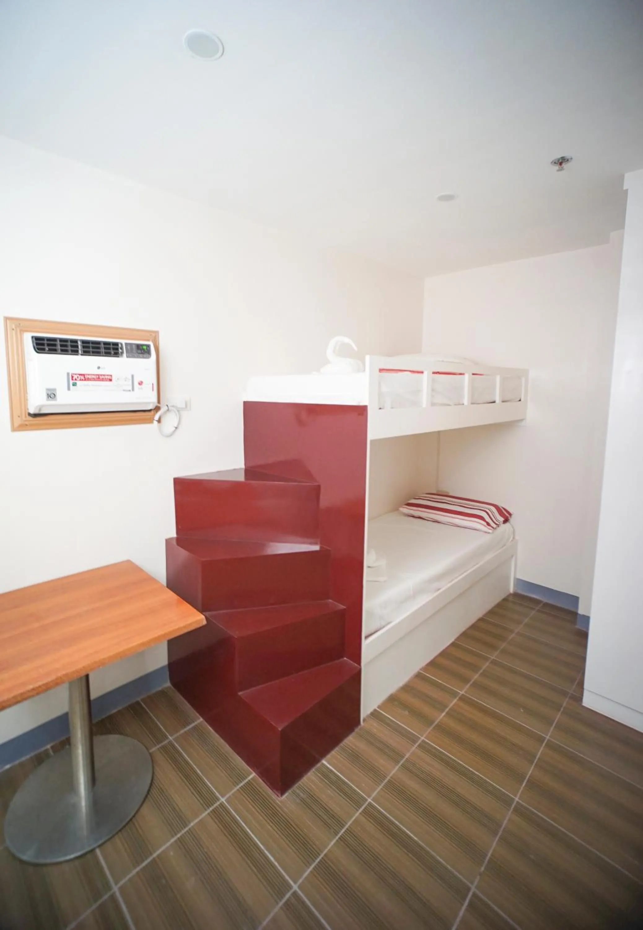 bunk bed, Bed in FB DORMITEL SUITES