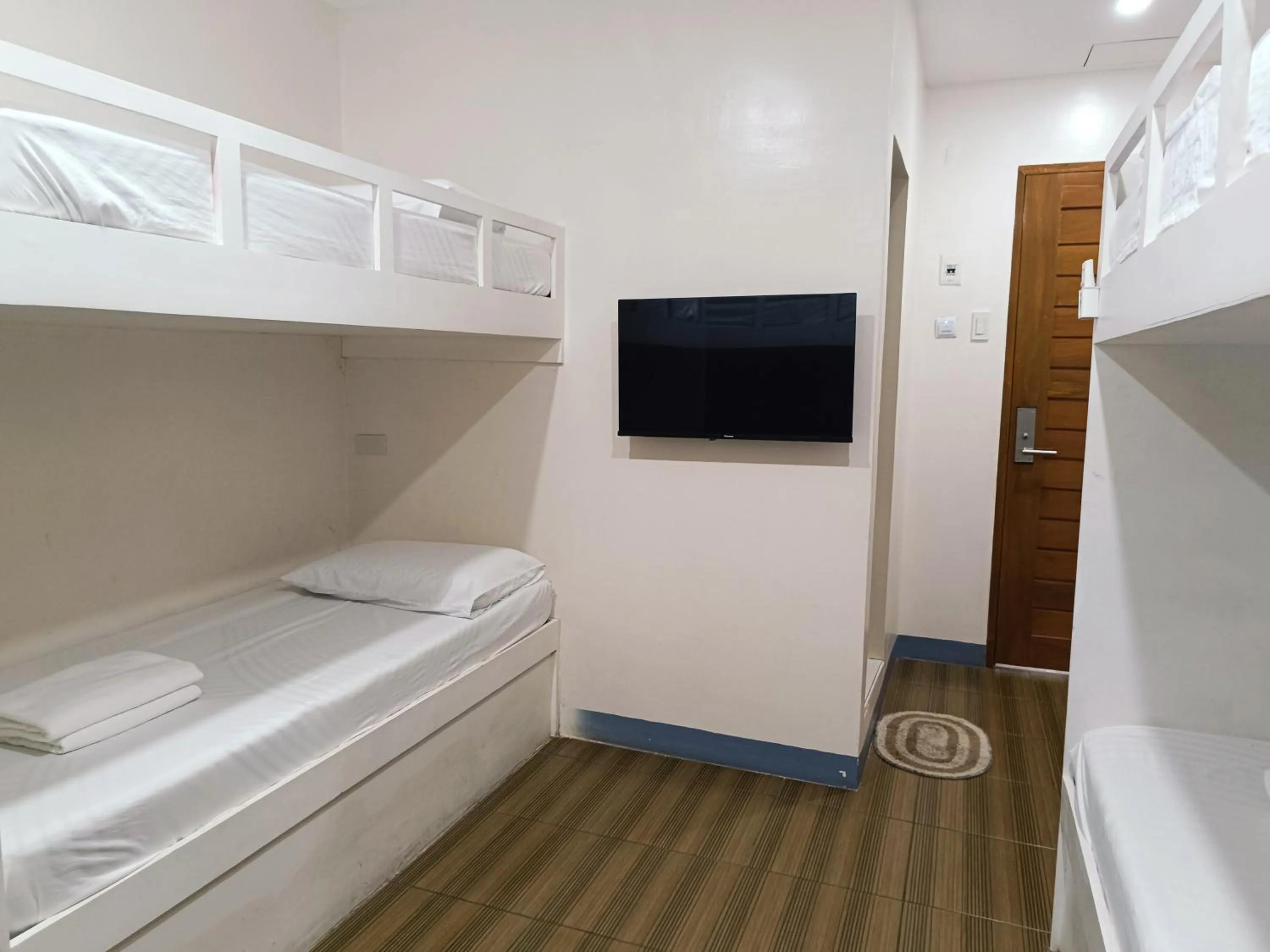 Bed in FB DORMITEL SUITES