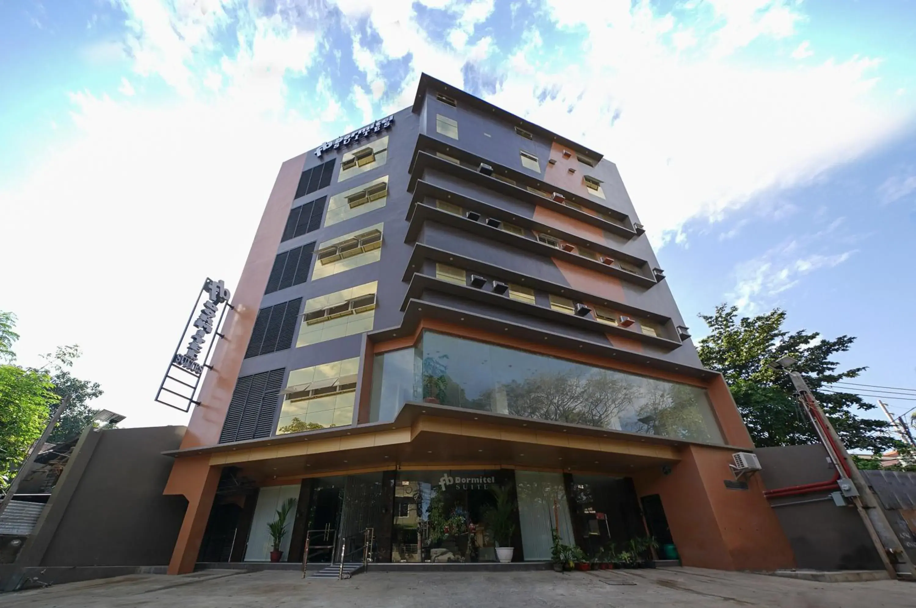 Property building in FB DORMITEL SUITES Property building in FB DORMITEL SUITES