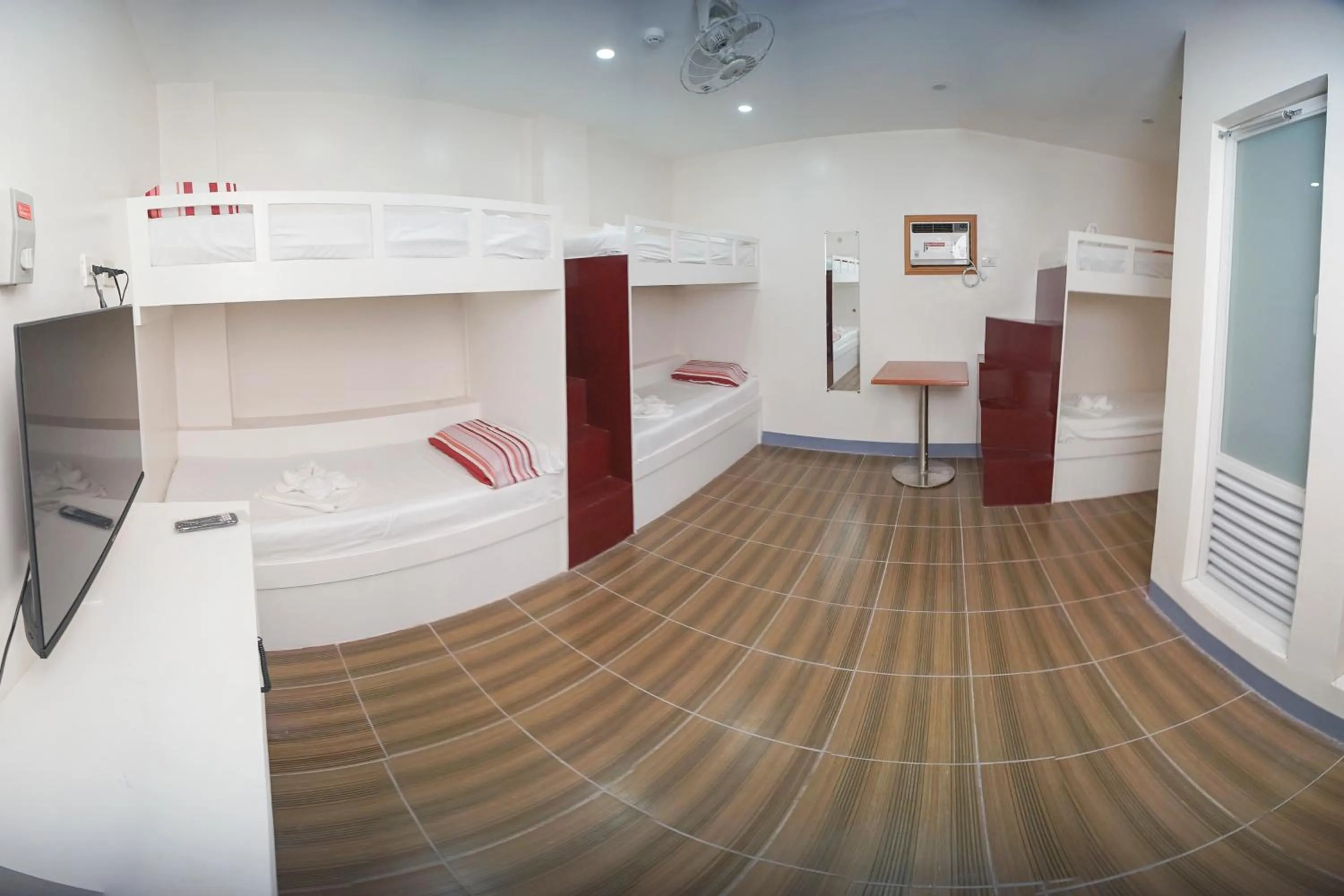 bunk bed in FB DORMITEL SUITES