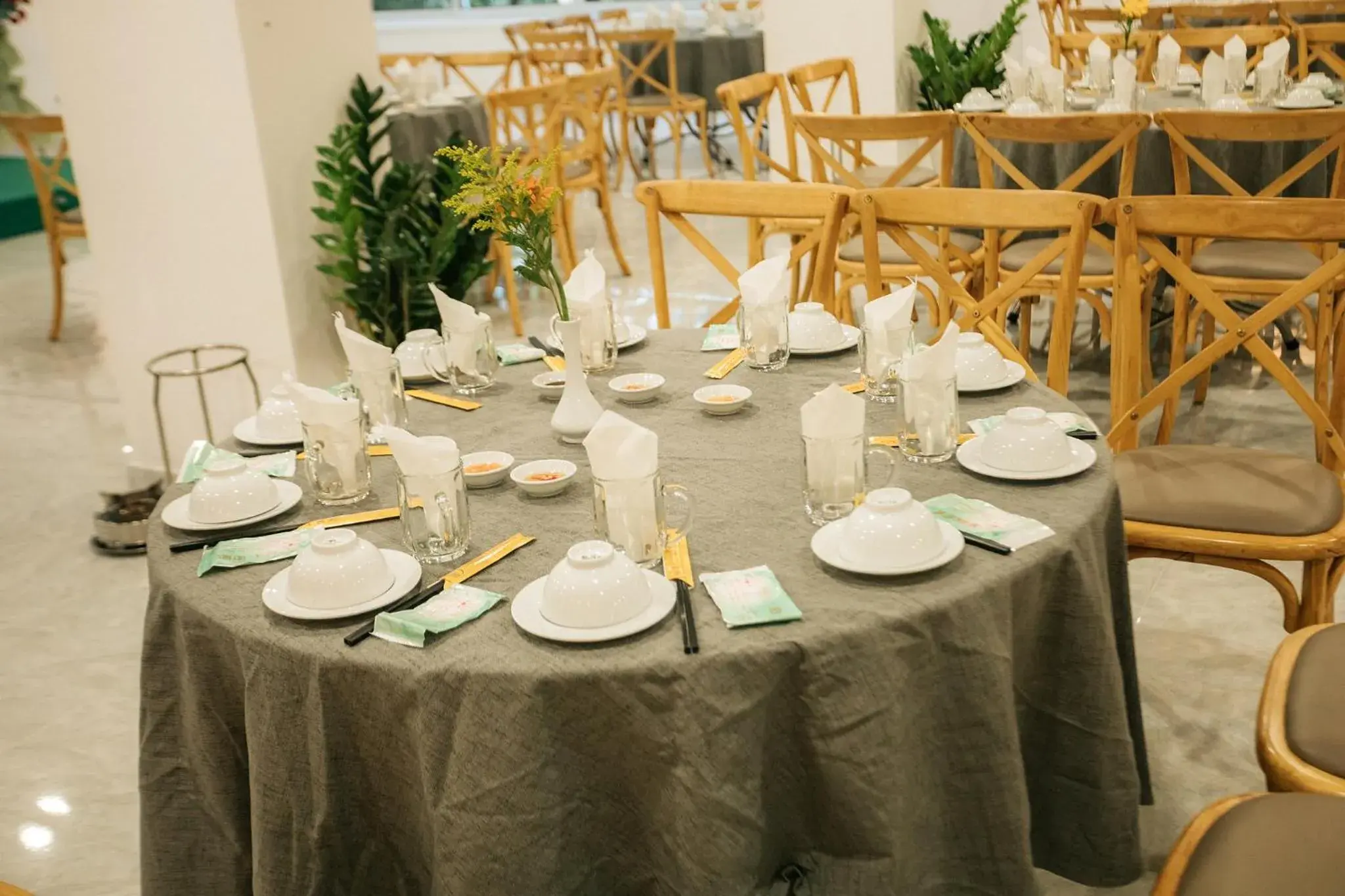 Restaurant/places to eat in Biet Dien Hotel Restaurant/places to eat in Biet Dien Hotel