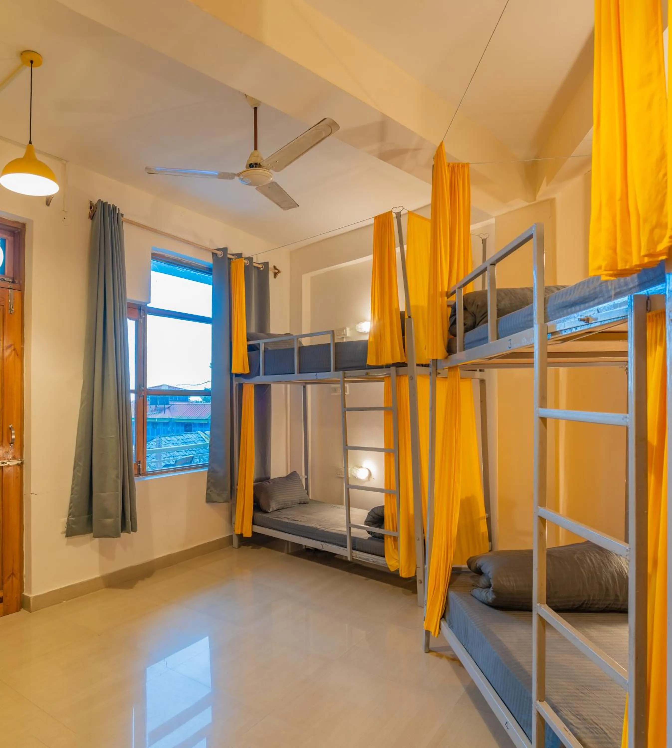 bunk bed, Bed in Whoopers Hostel Bir