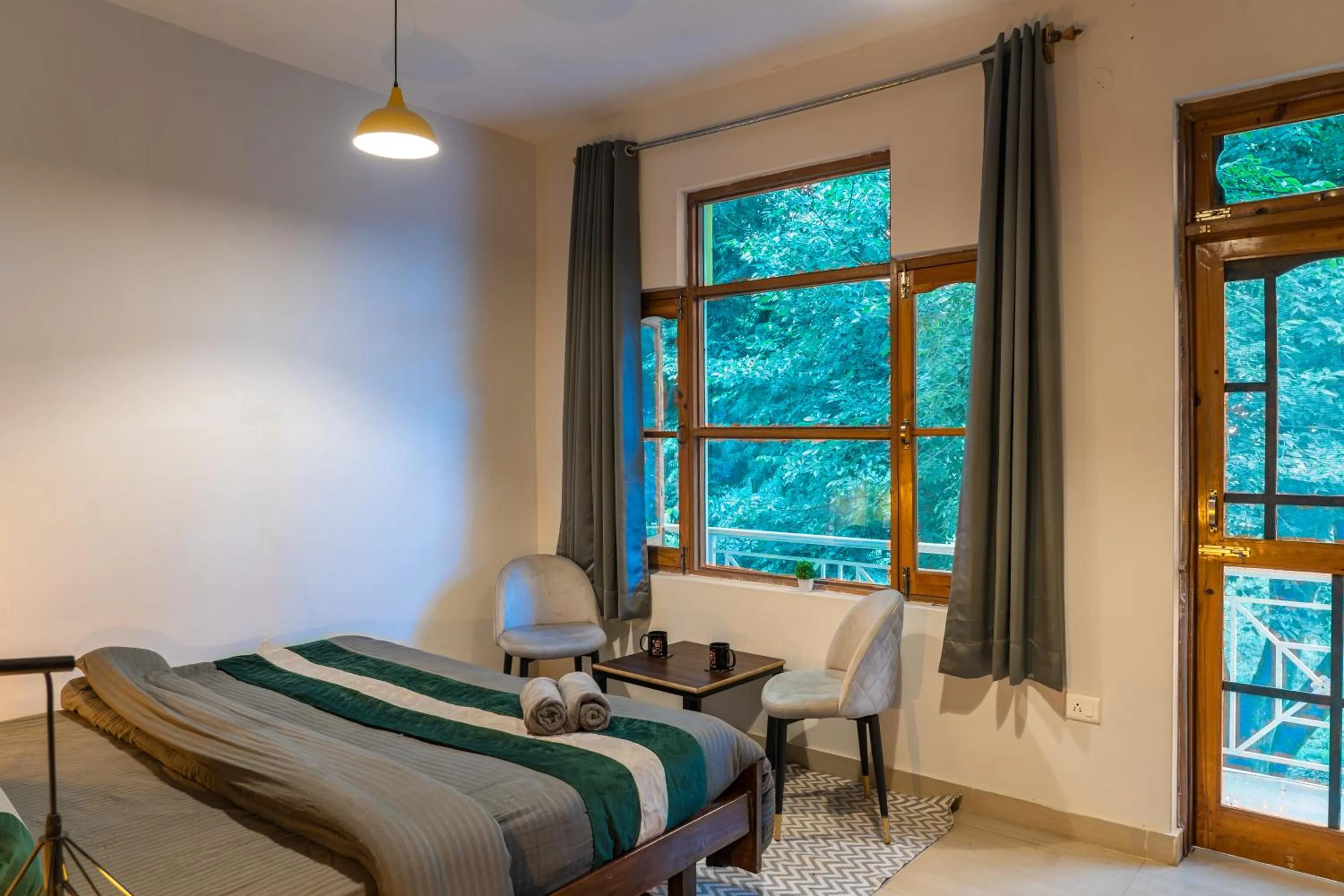 Bedroom in Whoopers Hostel Bir