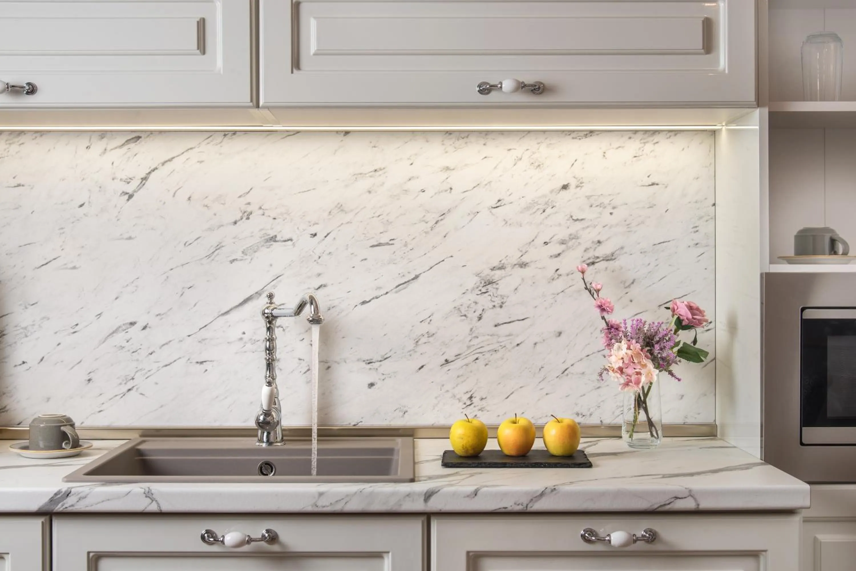 Kitchen or kitchenette in Casa di Fiore SPA and Medical Hotel, Mineral Pools & Private Beach