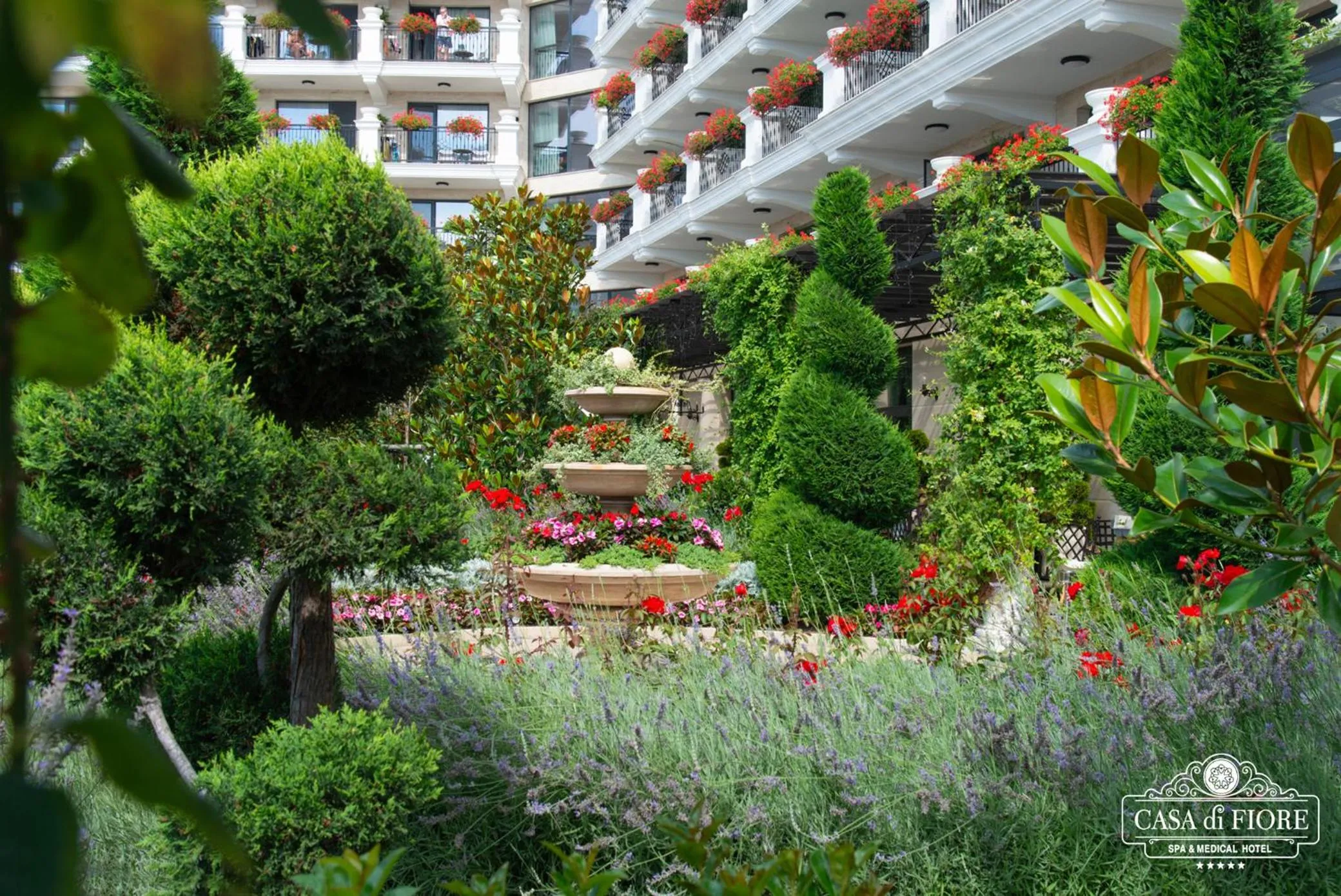 Patio in Casa di Fiore SPA and Medical Hotel, Mineral Pools & Private Beach