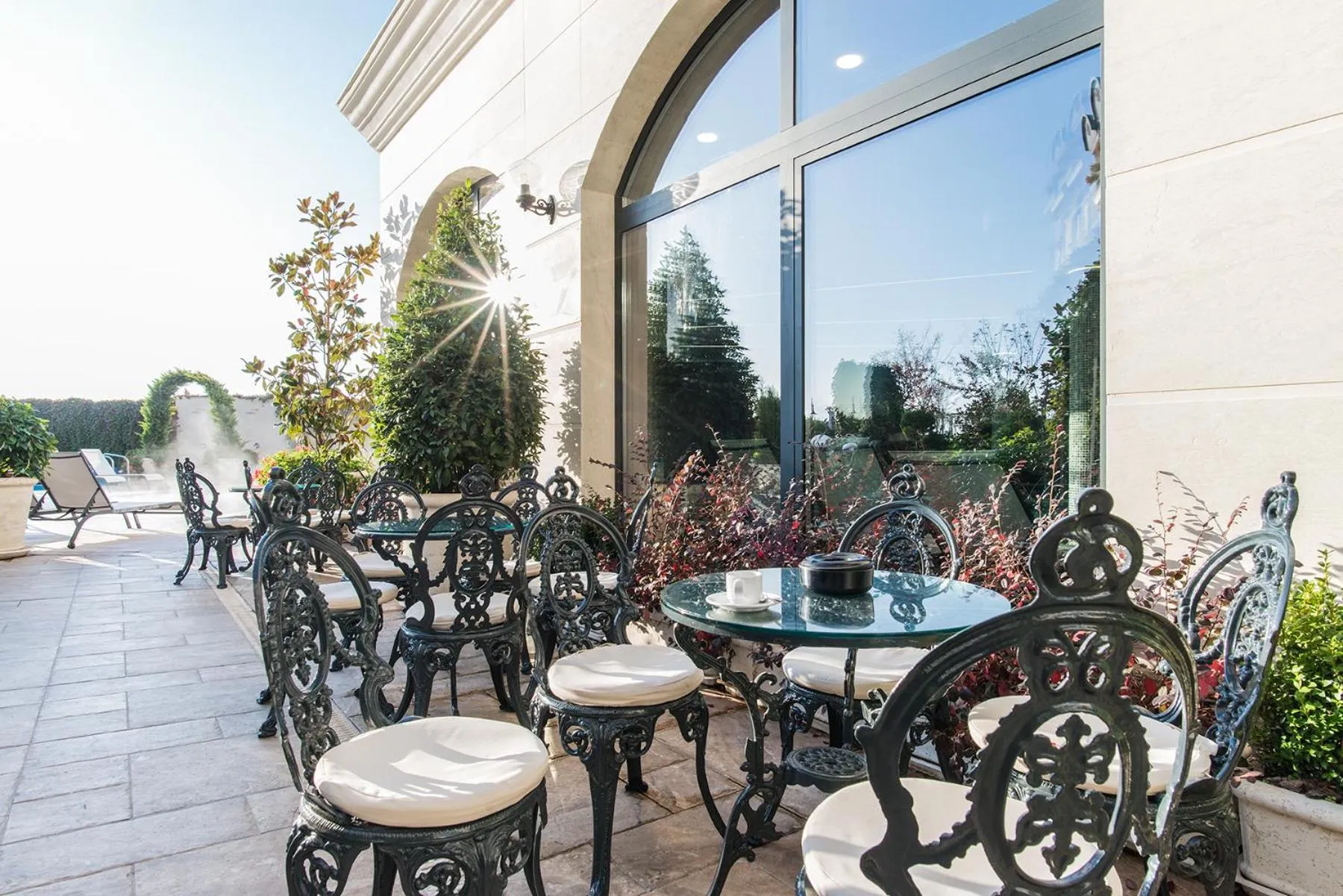 Patio in Casa di Fiore SPA and Medical Hotel, Mineral Pools & Private Beach