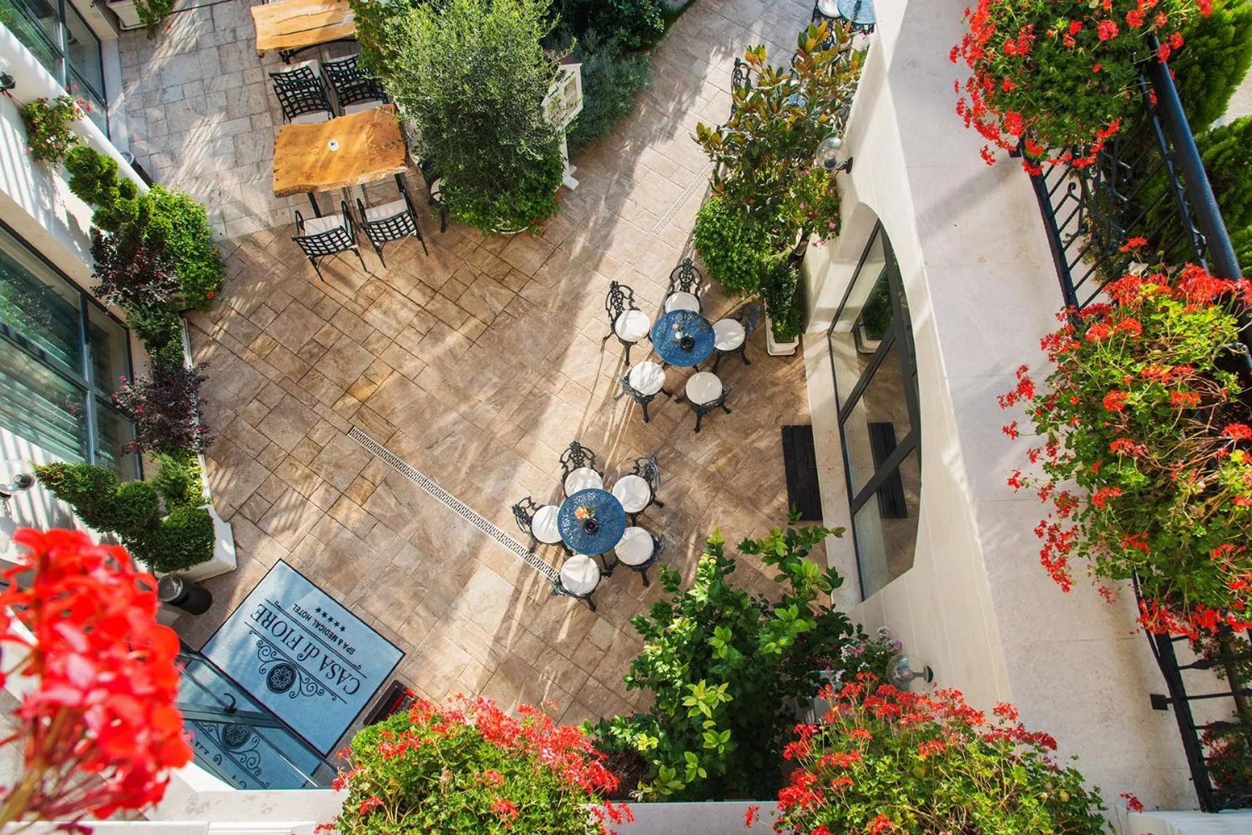 Patio in Casa di Fiore SPA and Medical Hotel, Mineral Pools & Private Beach
