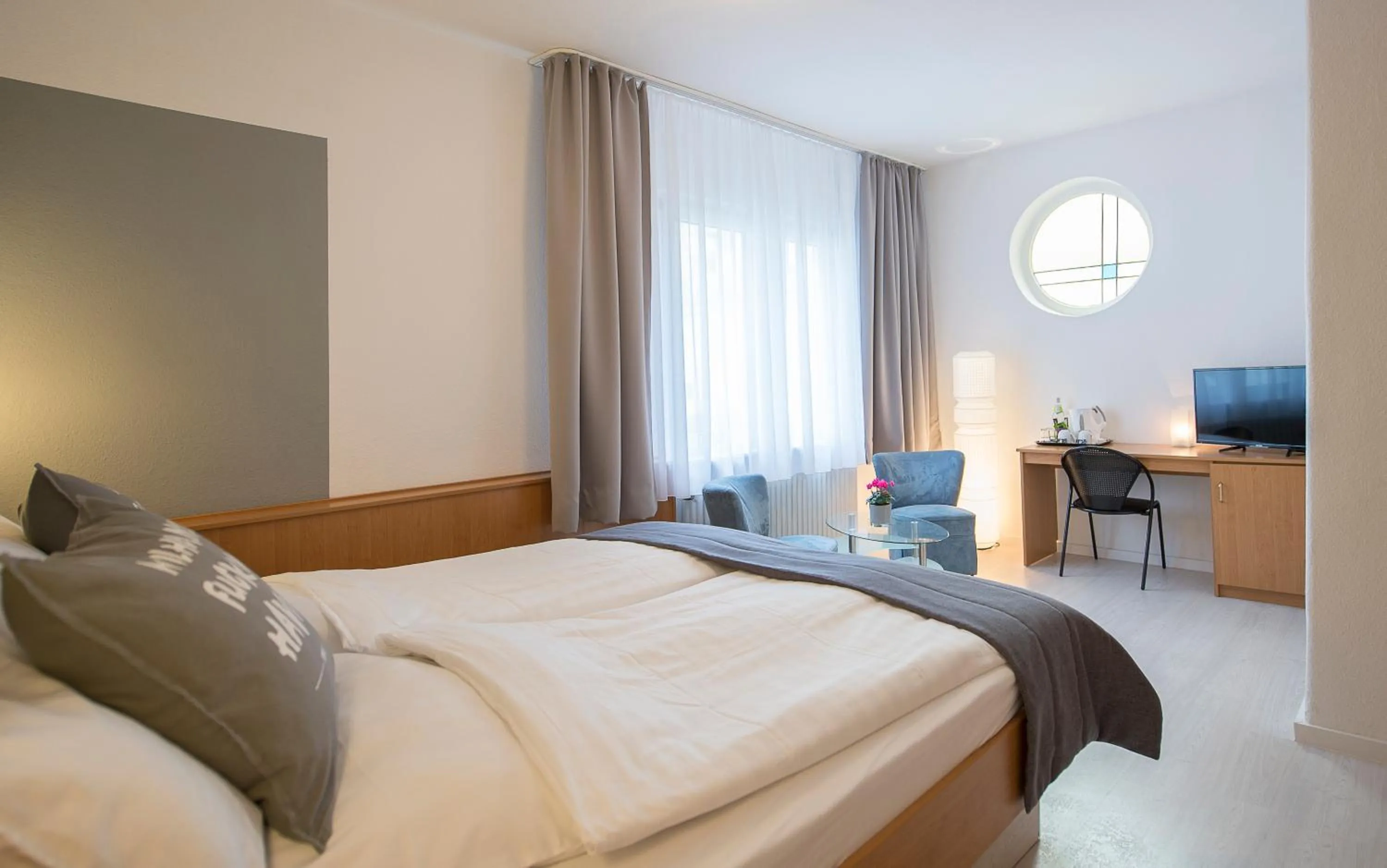 Photo of the whole room, Bed in Hotel Keil