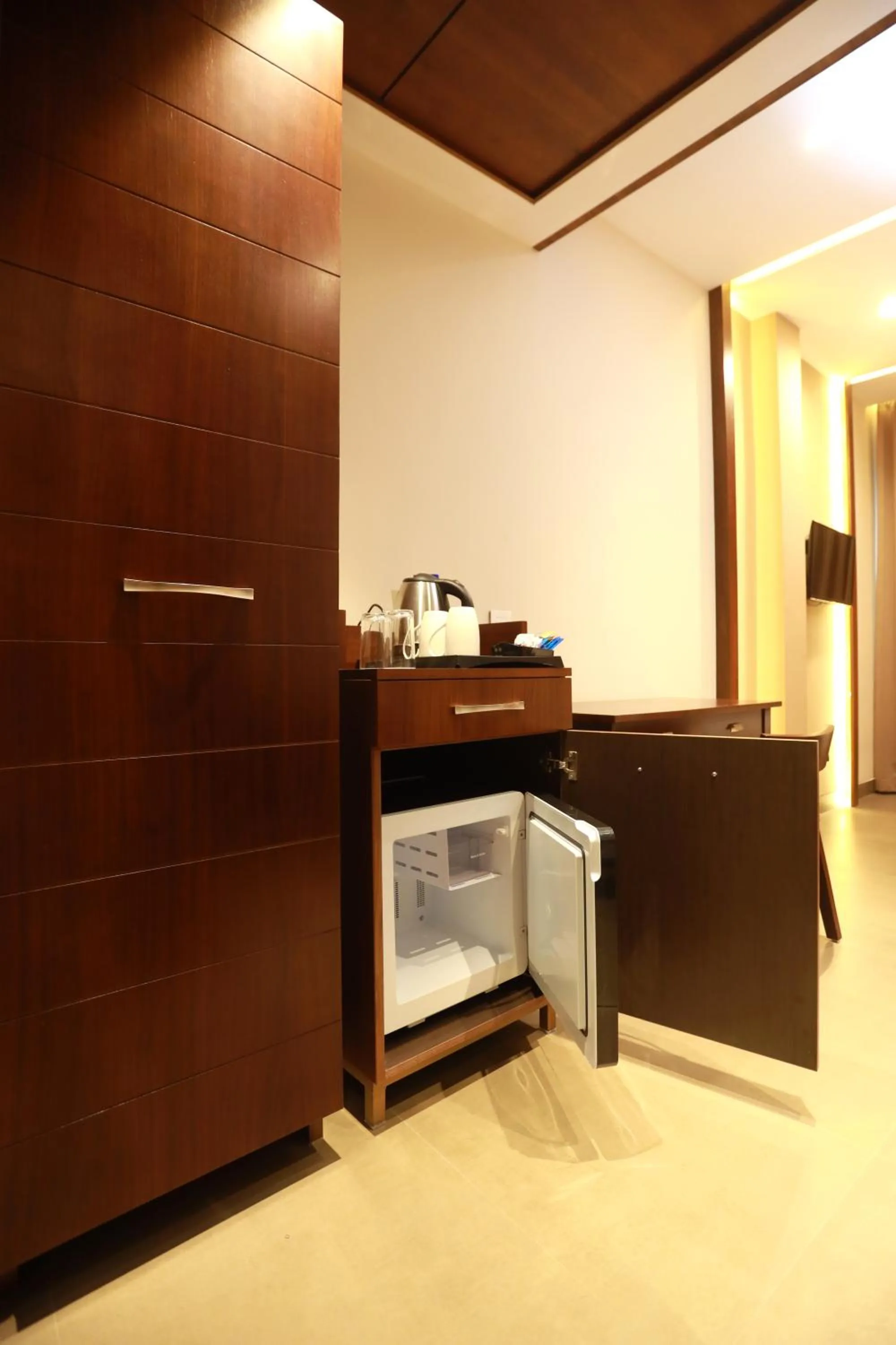 oven in Magnet Hotel