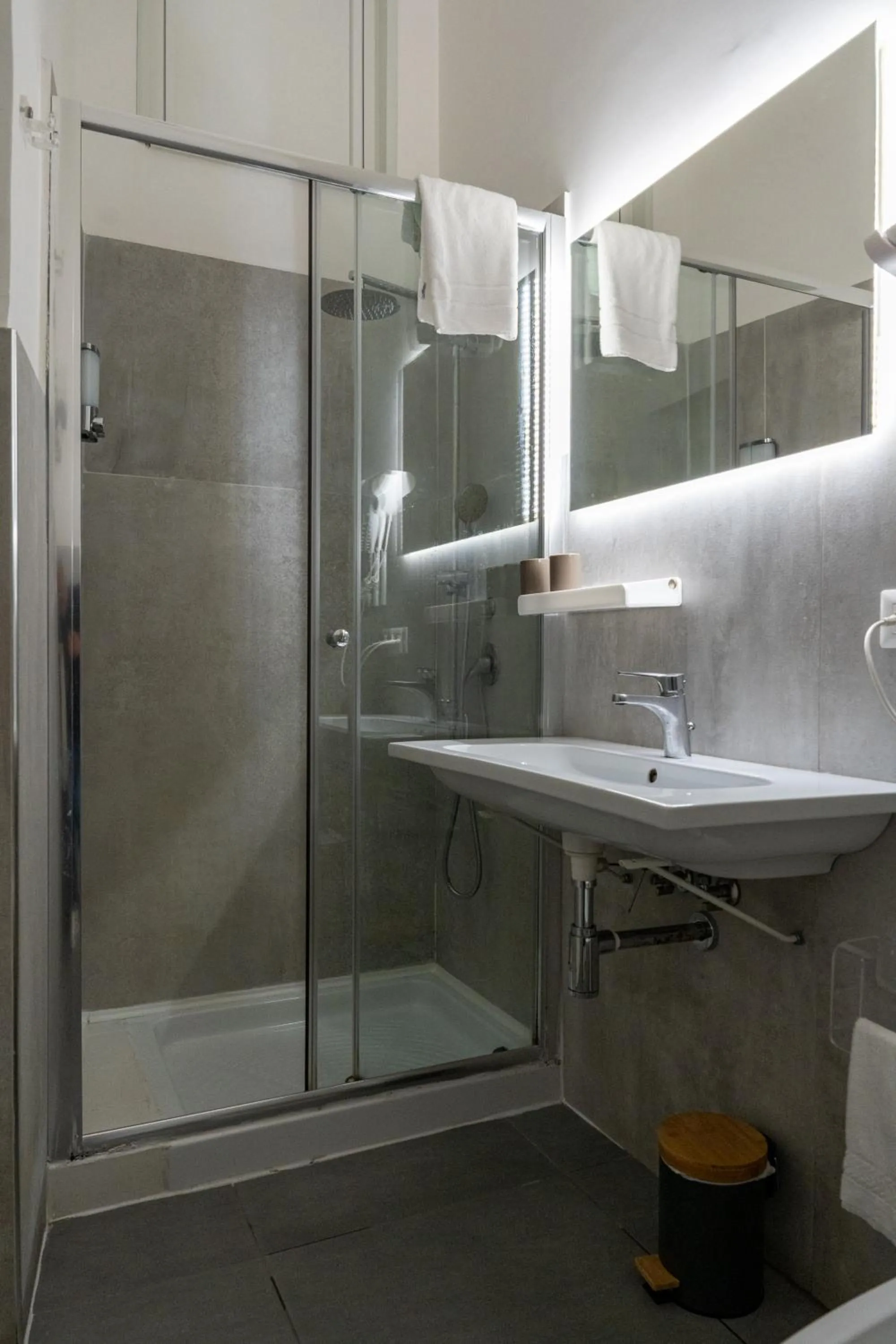 Shower in Hotel San Michele