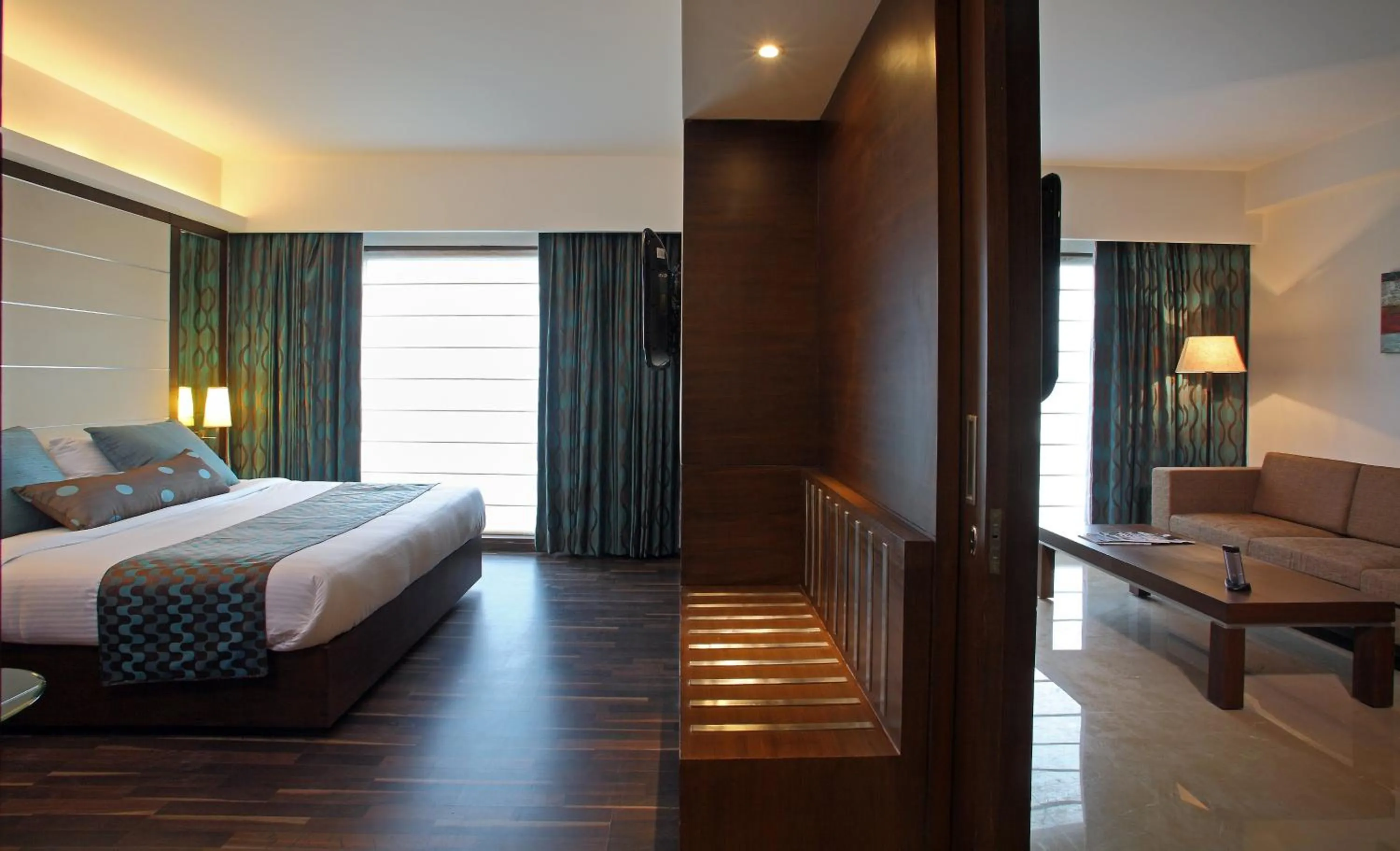 Bed in YUHI MANSIONS-A Boutique Hotel