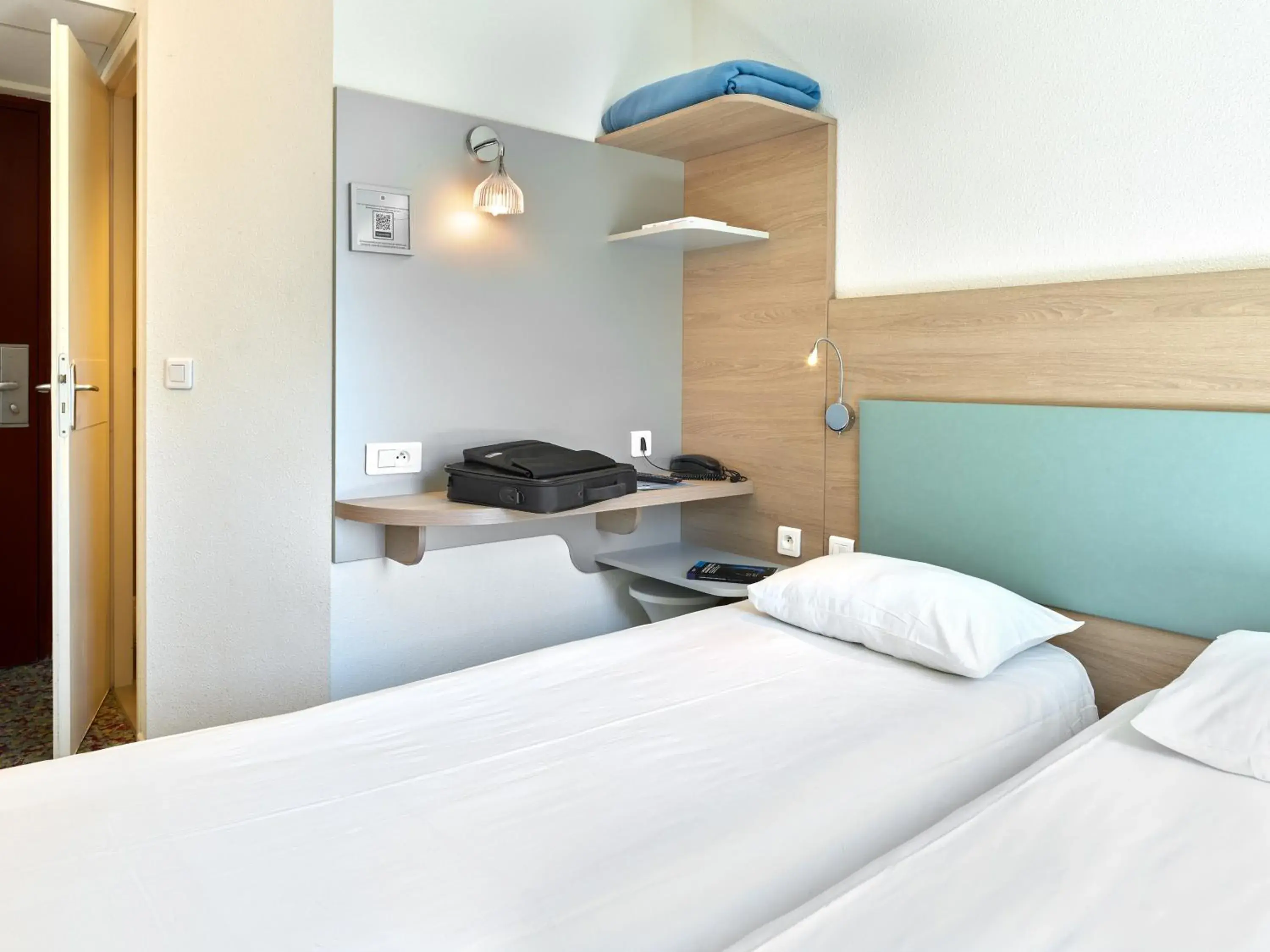 Standard Twin Room in Hôtel REVOTEL Nancy Centre Gare et Congrès Standard Twin Room in Hôtel REVOTEL Nancy Centre Gare et Congrès
