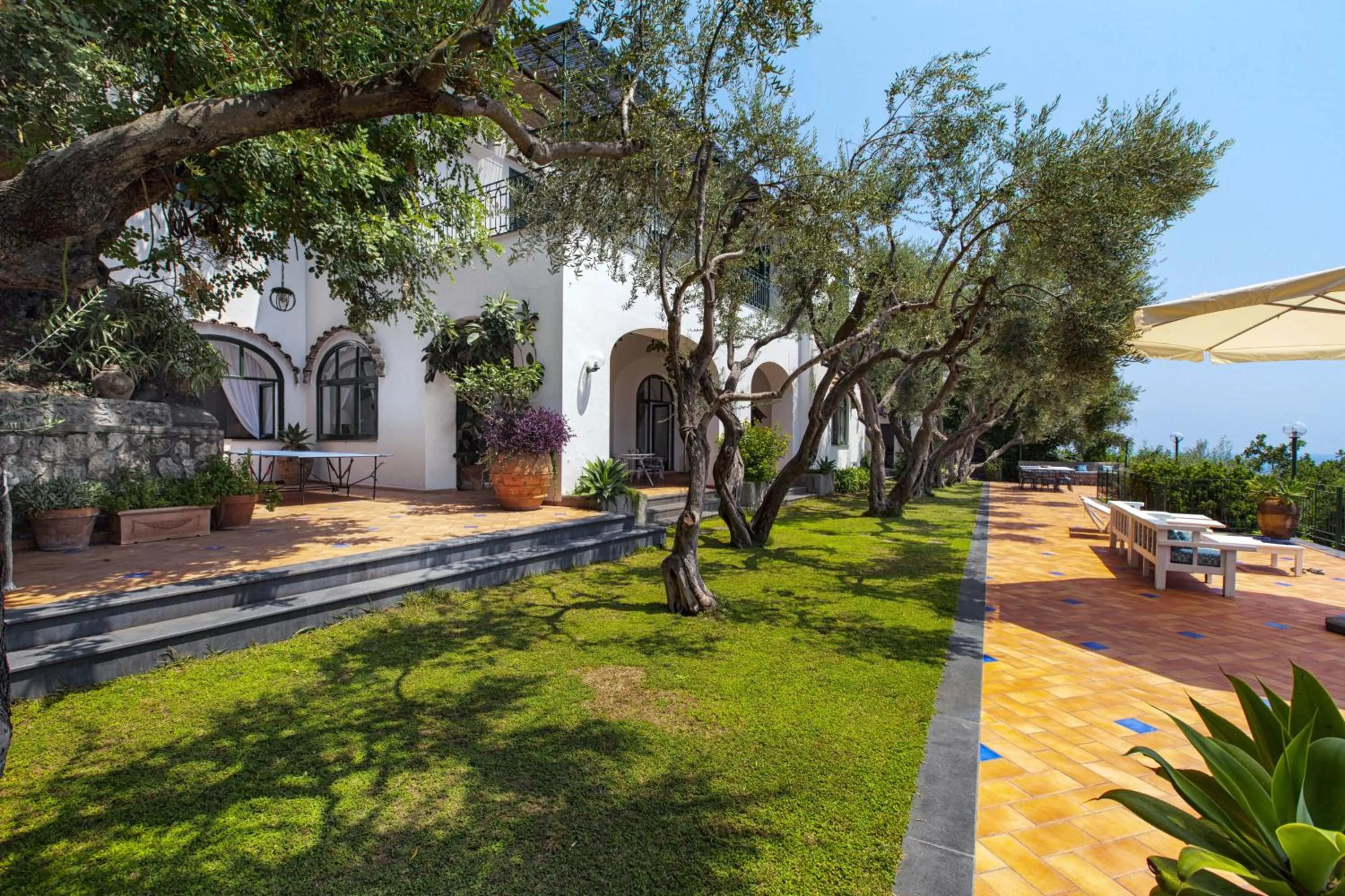 Garden in Amore Rentals - Villa Lo Scoglio