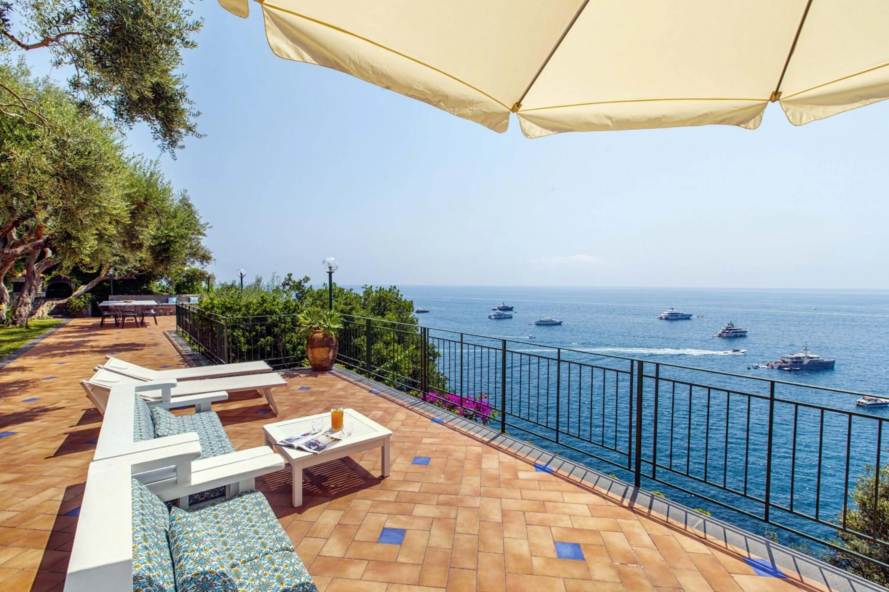 Balcony/Terrace in Amore Rentals - Villa Lo Scoglio