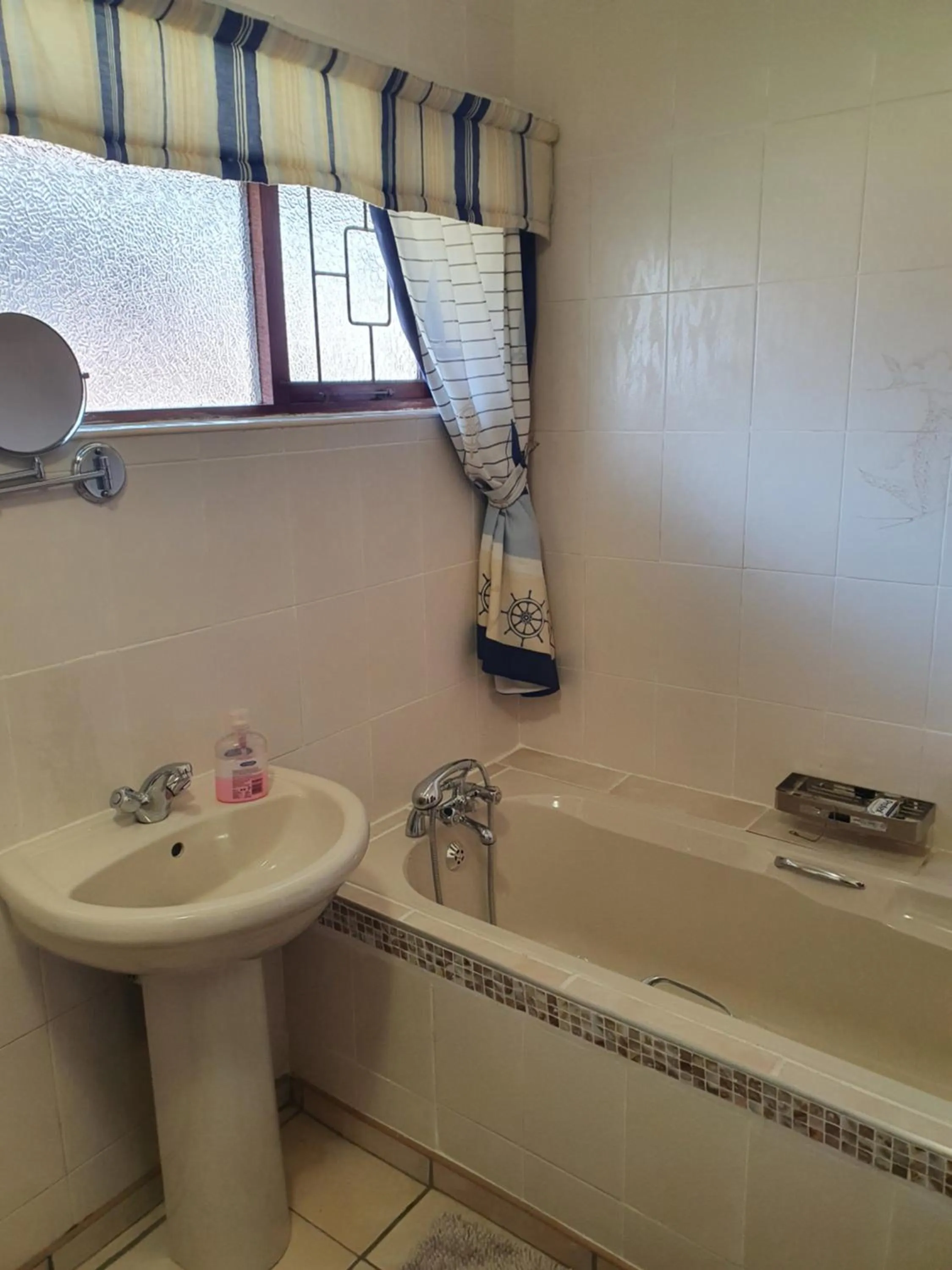 Bathroom in Weekend Vikings