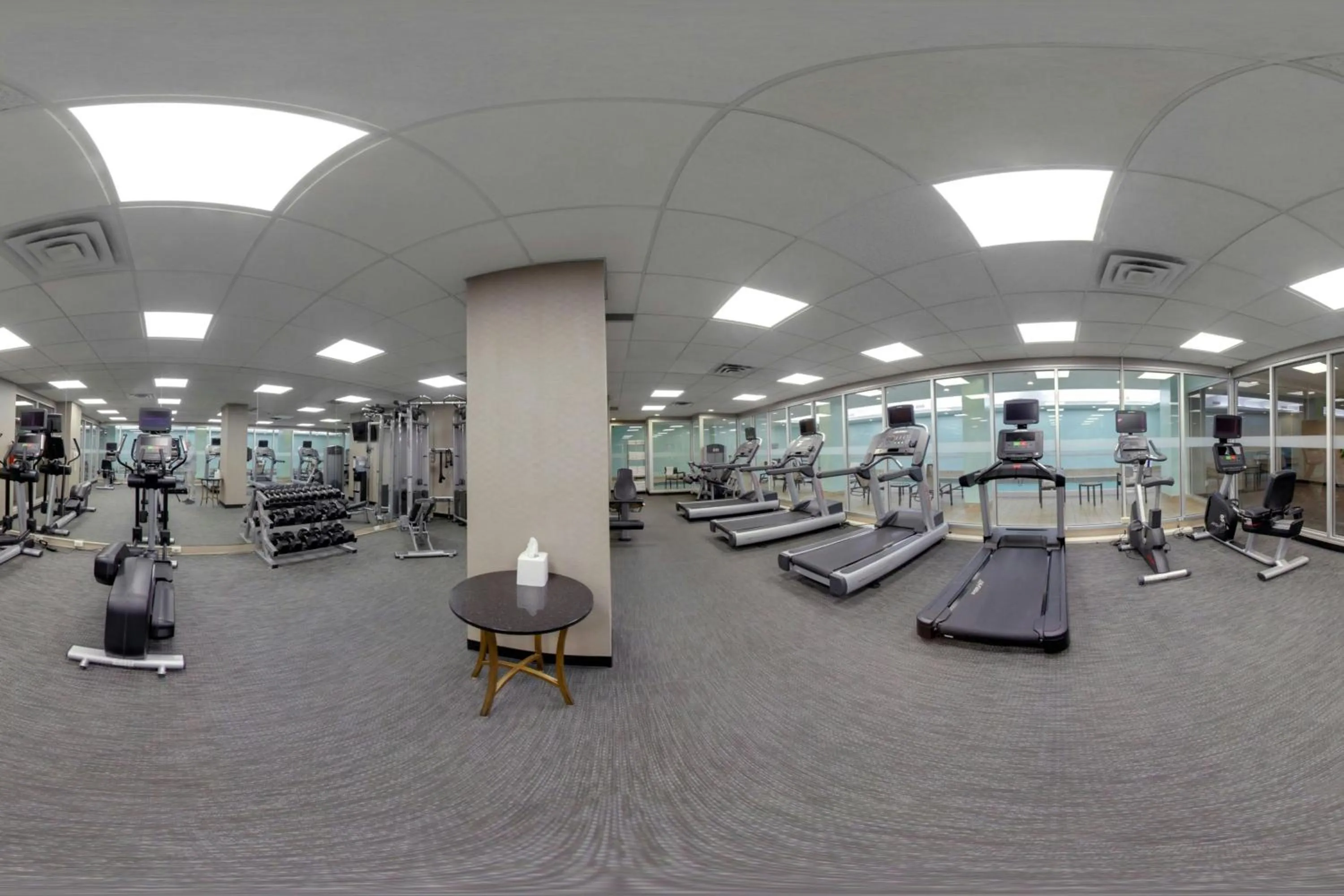 Fitness centre/facilities in Courtyard by Marriott Toronto Downtown