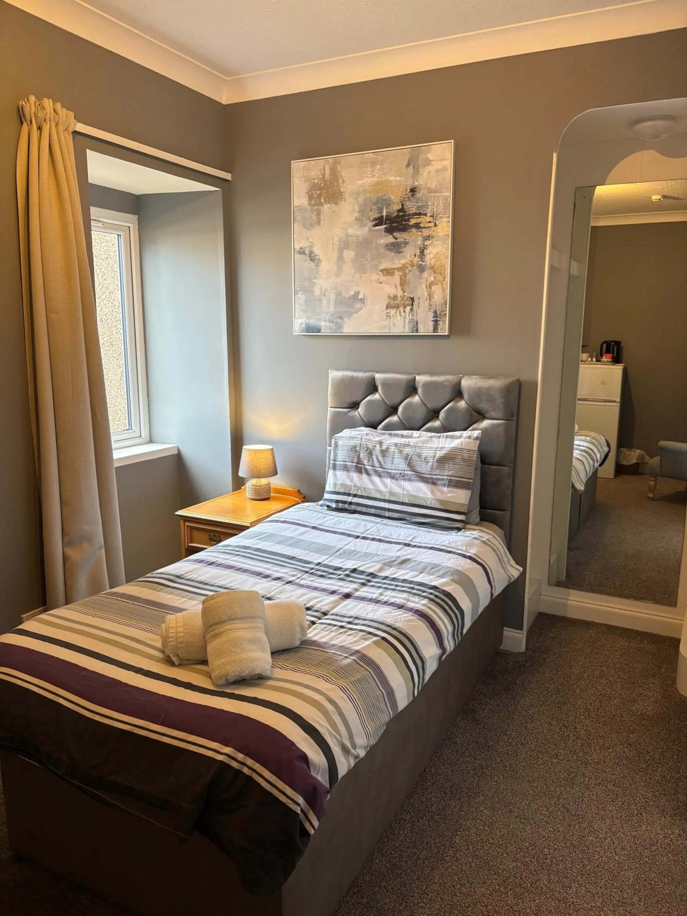 Bedroom, Bed in Winmar