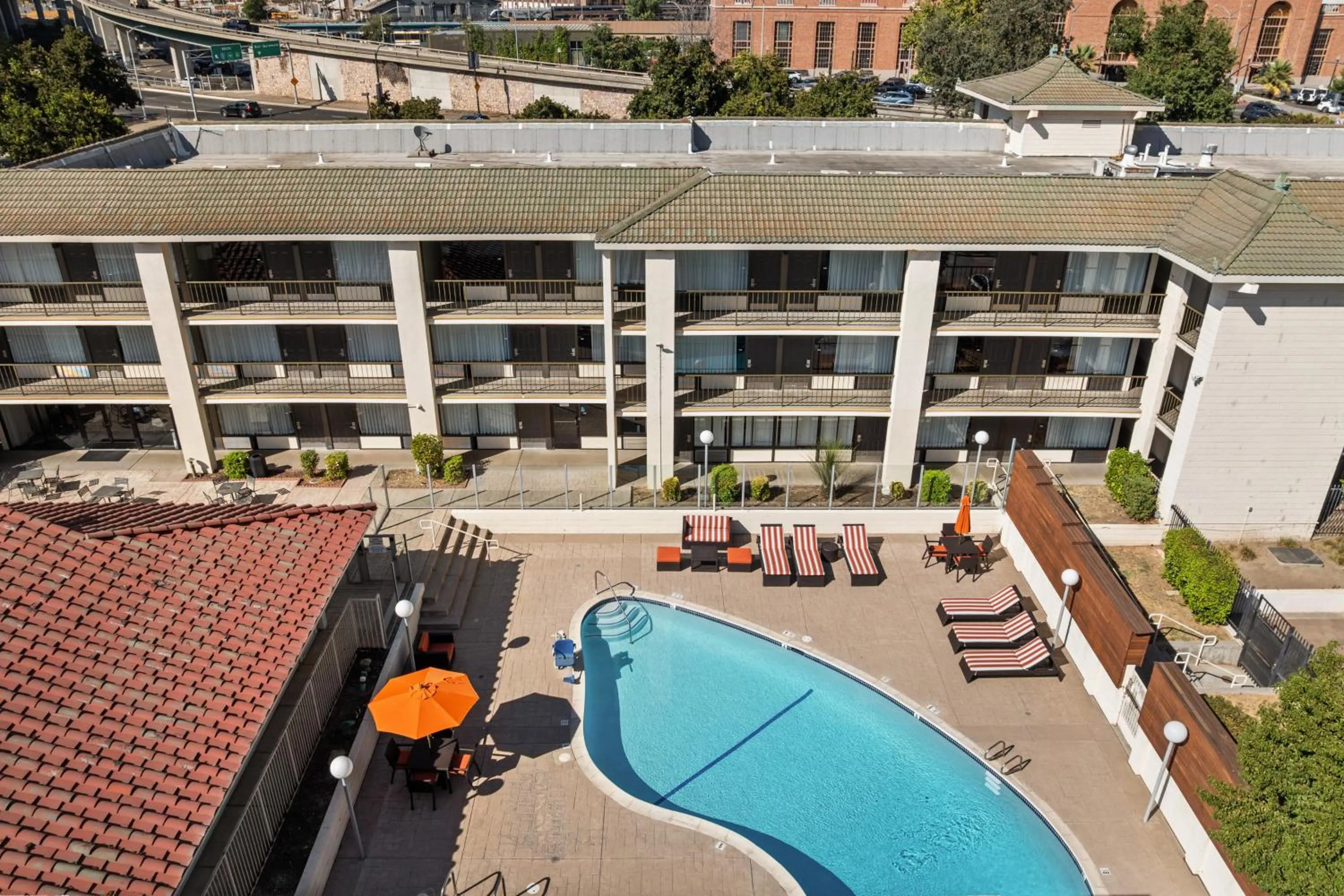 View (from property/room) in Vagabond Inn Executive Old Town