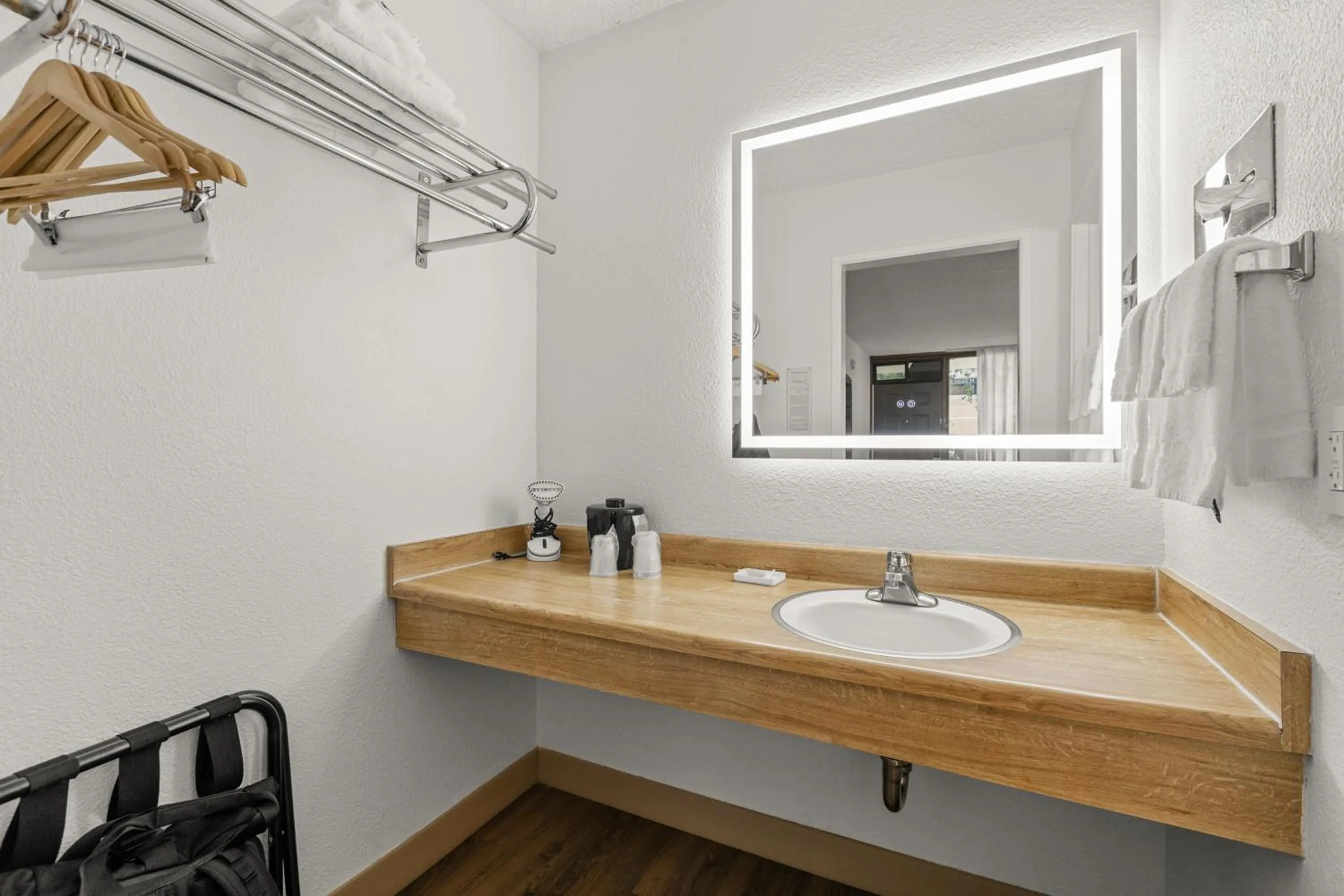 Bathroom in Vagabond Inn Executive Old Town