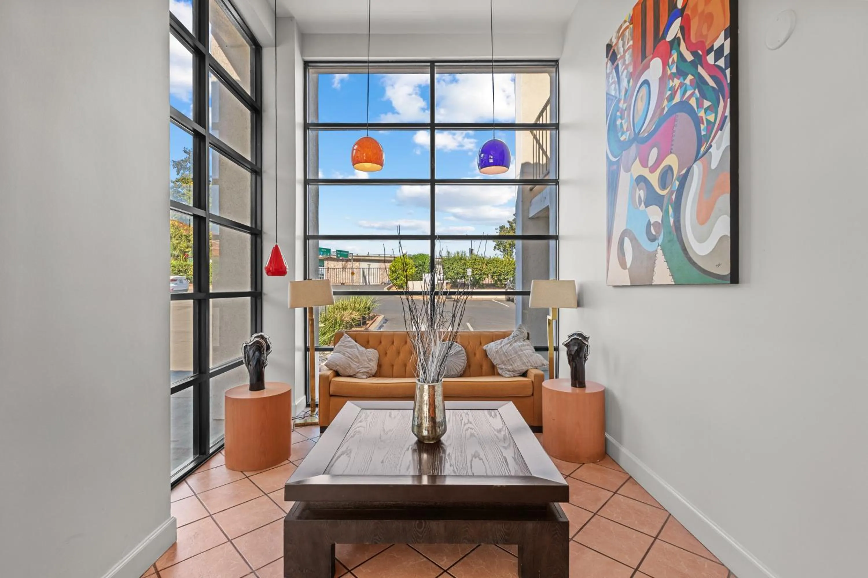 Seating area in Vagabond Inn Executive Old Town