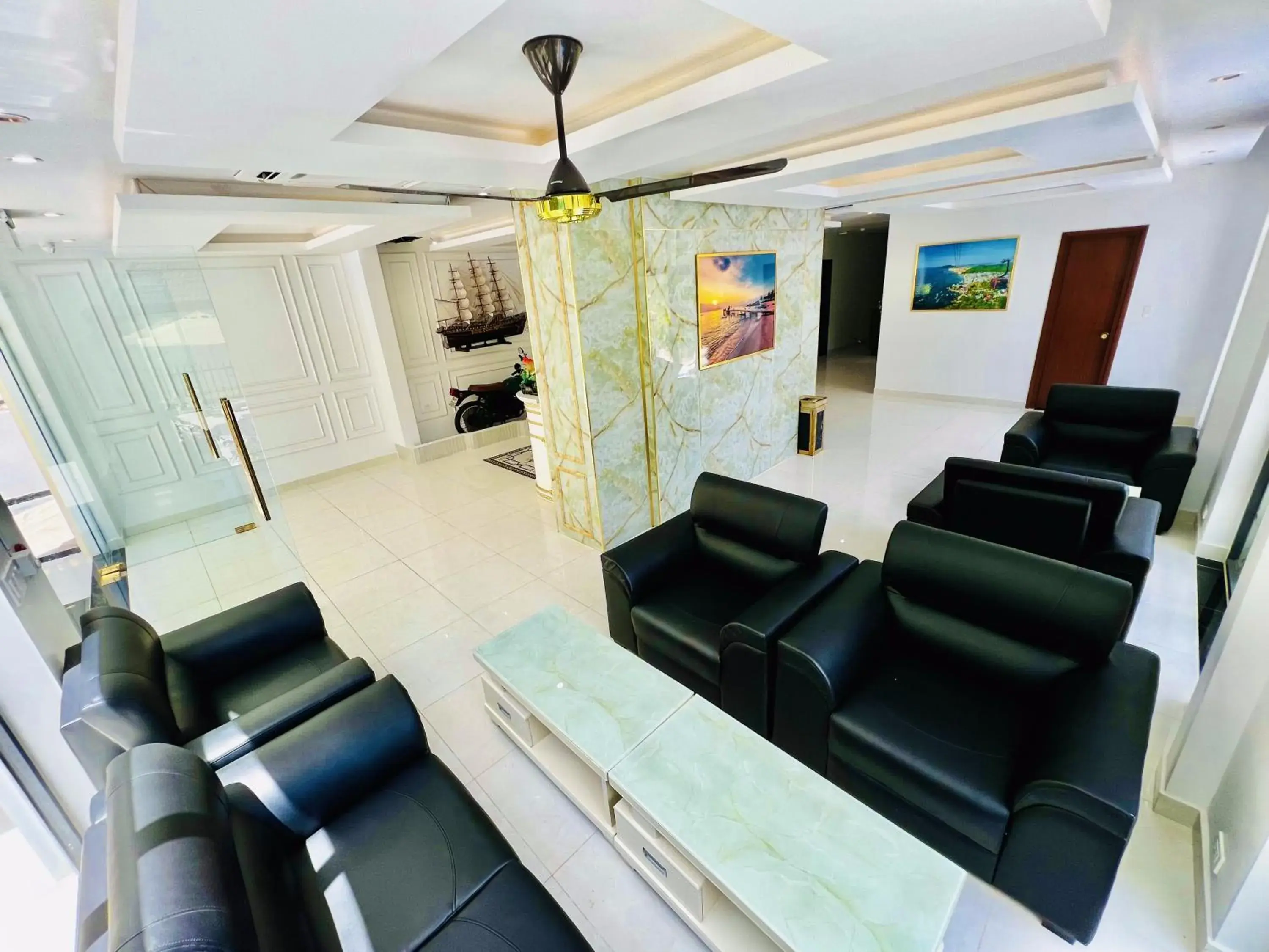 Living room in Dương Đông Hotel Living room in Dương Đông Hotel