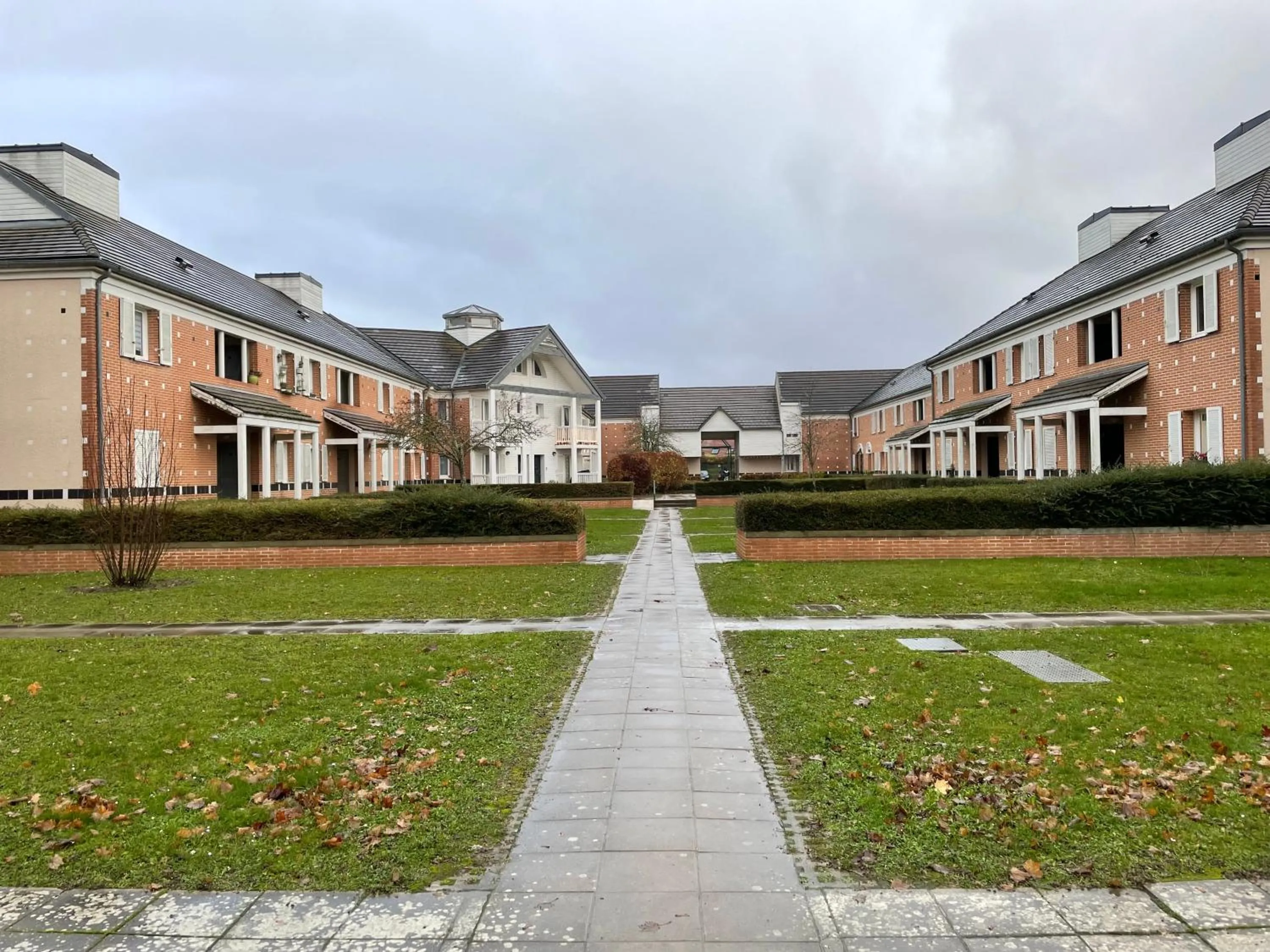 Property building in Studio cosy à 10 minutes de Disneyland Paris