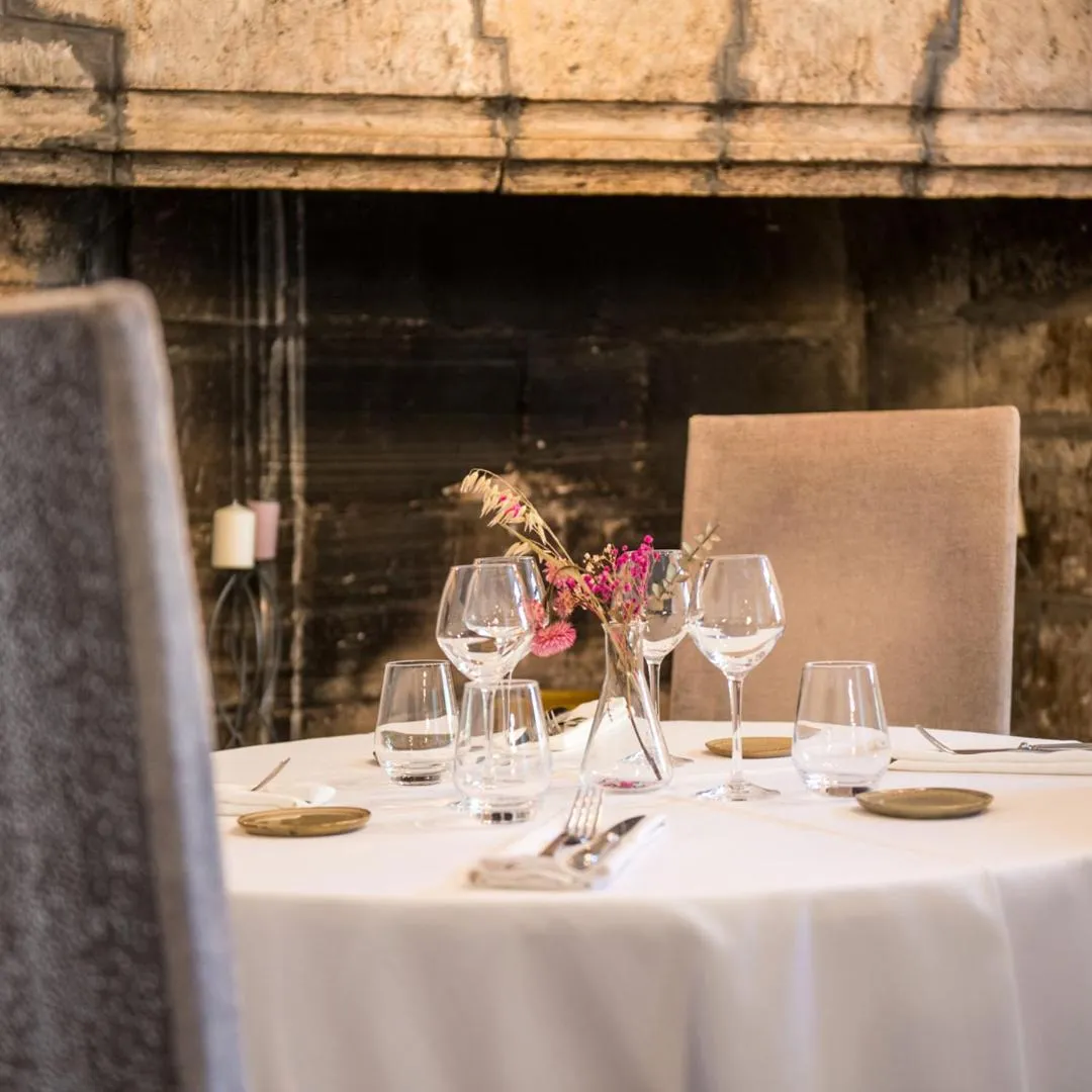 Restaurant/places to eat in Château De La Caze Piscine & Spa - Ste Enimie