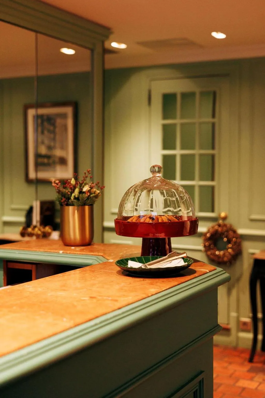 Lobby or reception in Hotel de Fleurie - Saint-Germain-des-Pres