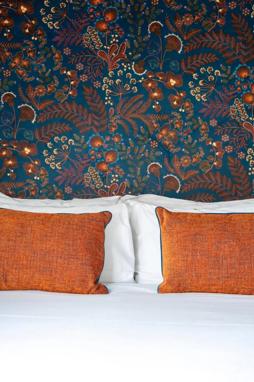 Bed in Hotel de Fleurie - Saint-Germain-des-Pres