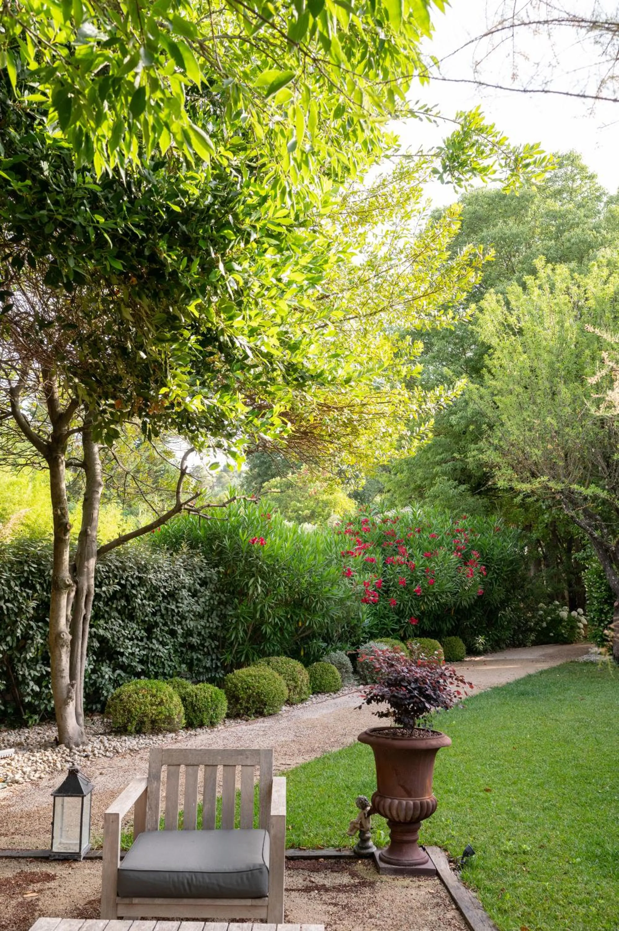 Garden in Hôtel l'Amandière