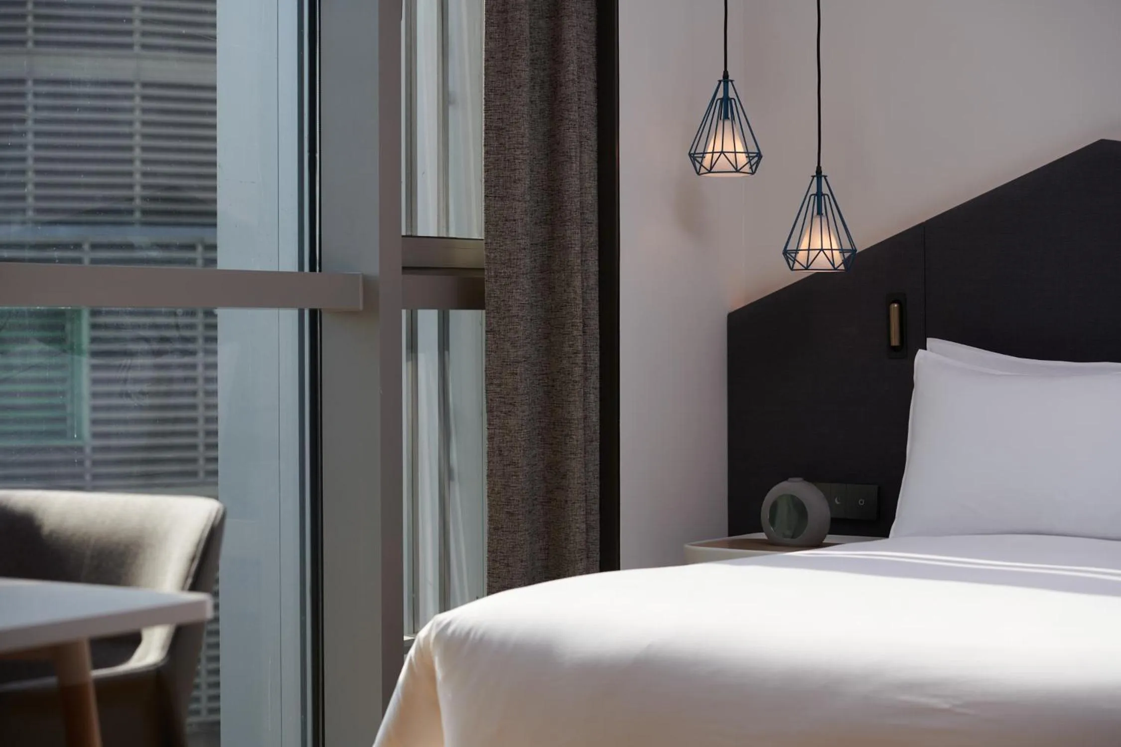 Bed in Artyzen Habitat Qiantan Shanghai