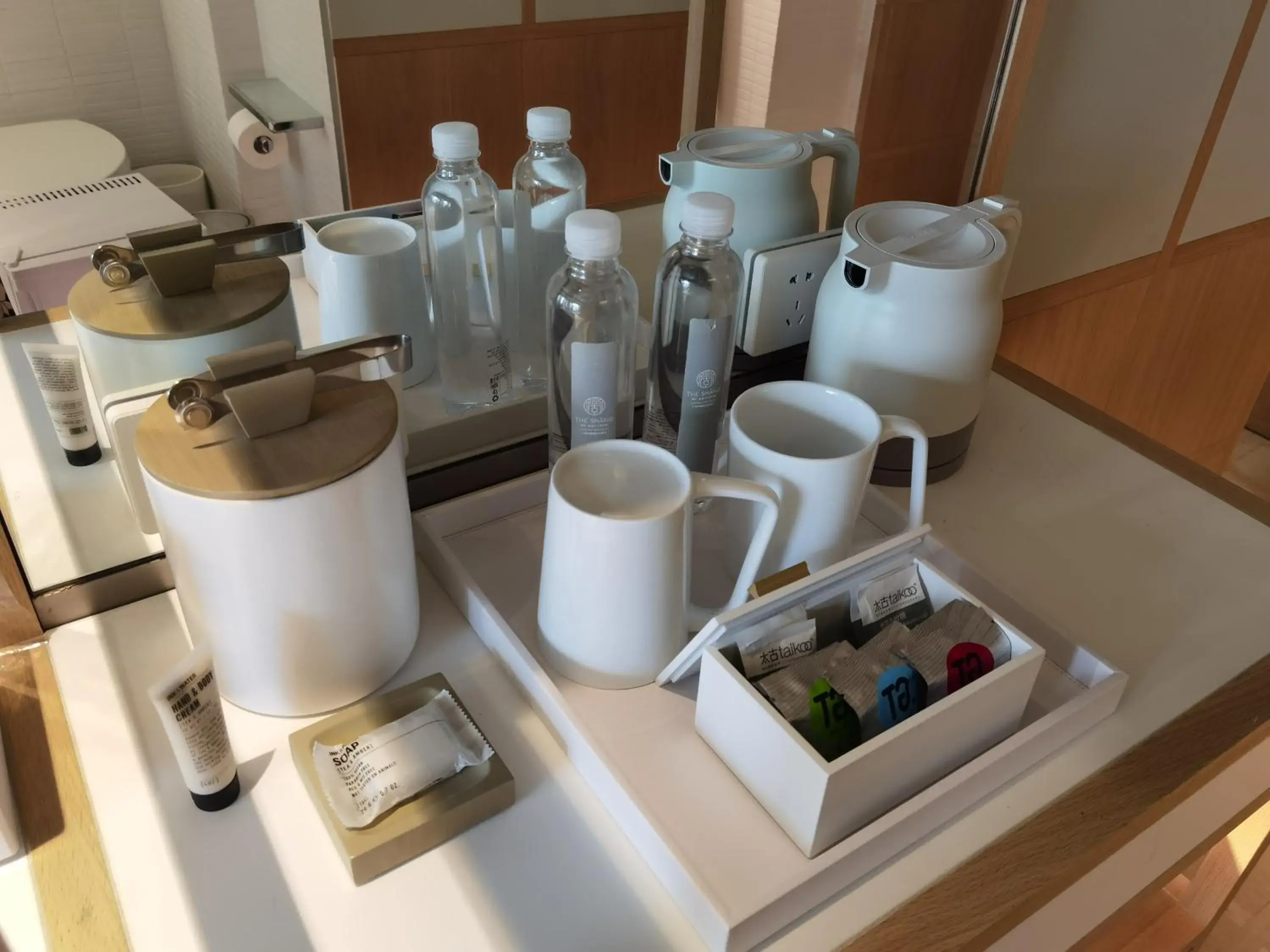 Twin Room in The Shàng by Artyzen Qiantan Shanghai Twin Room in The Shàng by Artyzen Qiantan Shanghai