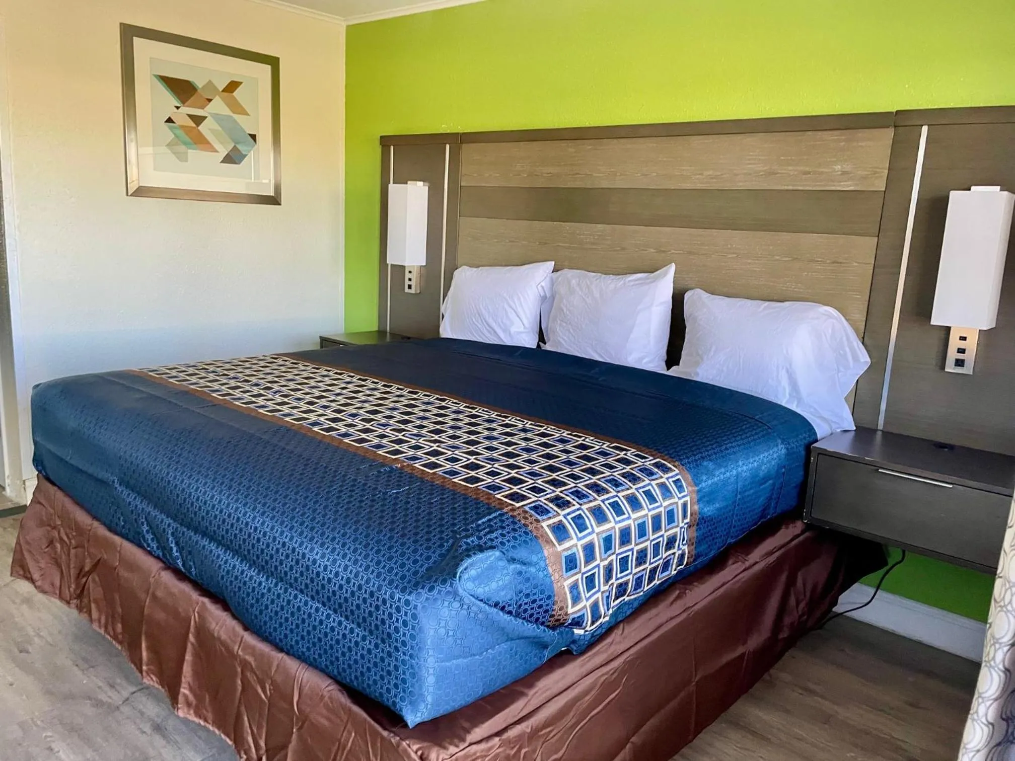 Bed in Executive Inn & Suites