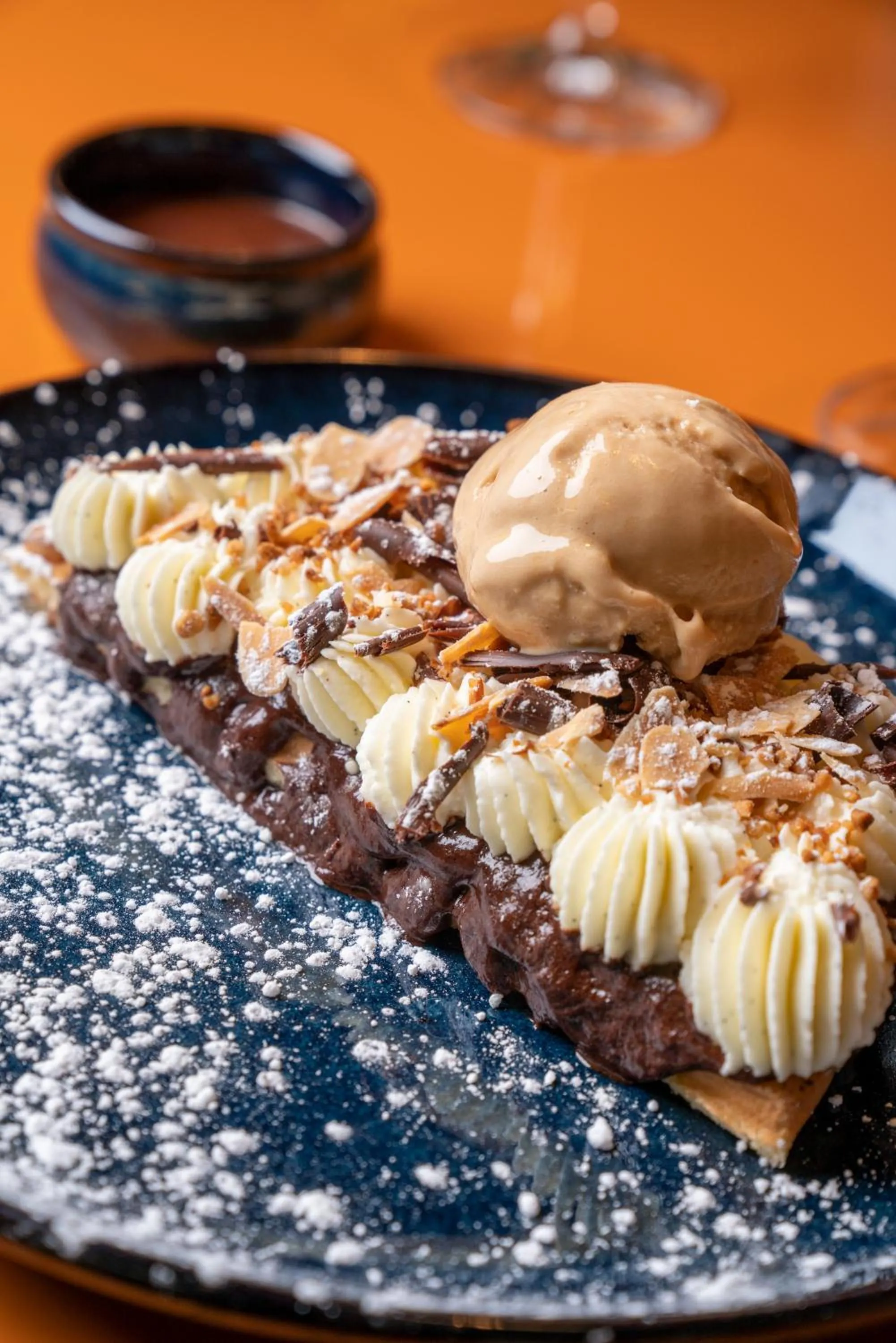 Restaurant/places to eat in voco Paris - Porte de Clichy by IHG