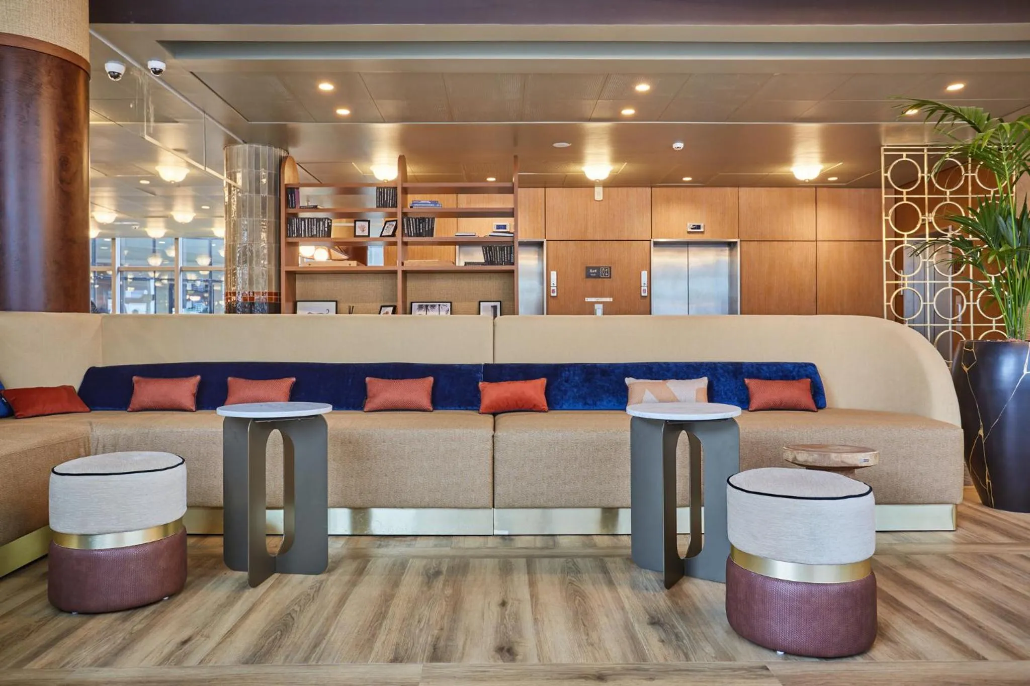 Property building in voco Paris - Porte de Clichy by IHG