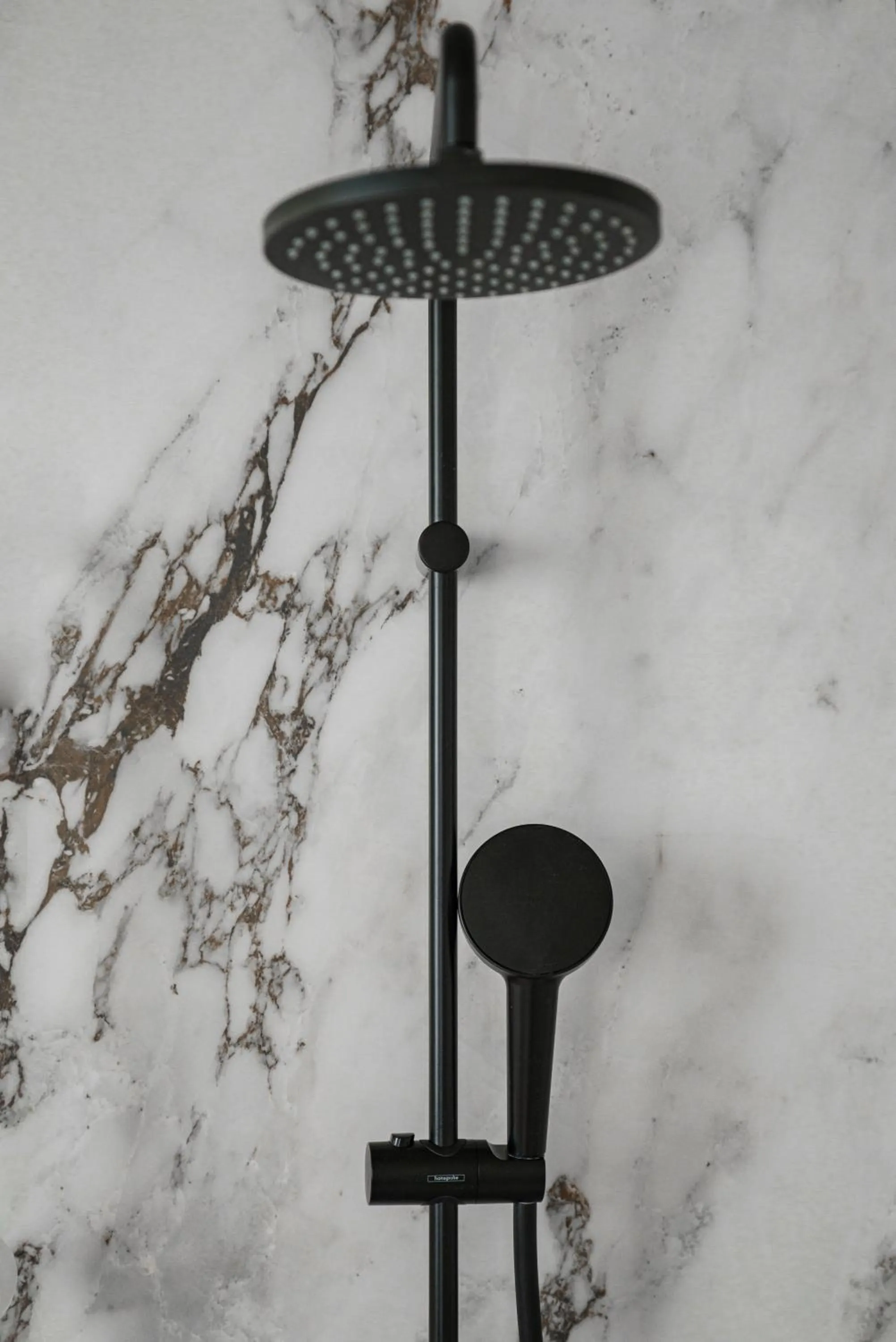 Bathroom in voco Paris - Porte de Clichy by IHG