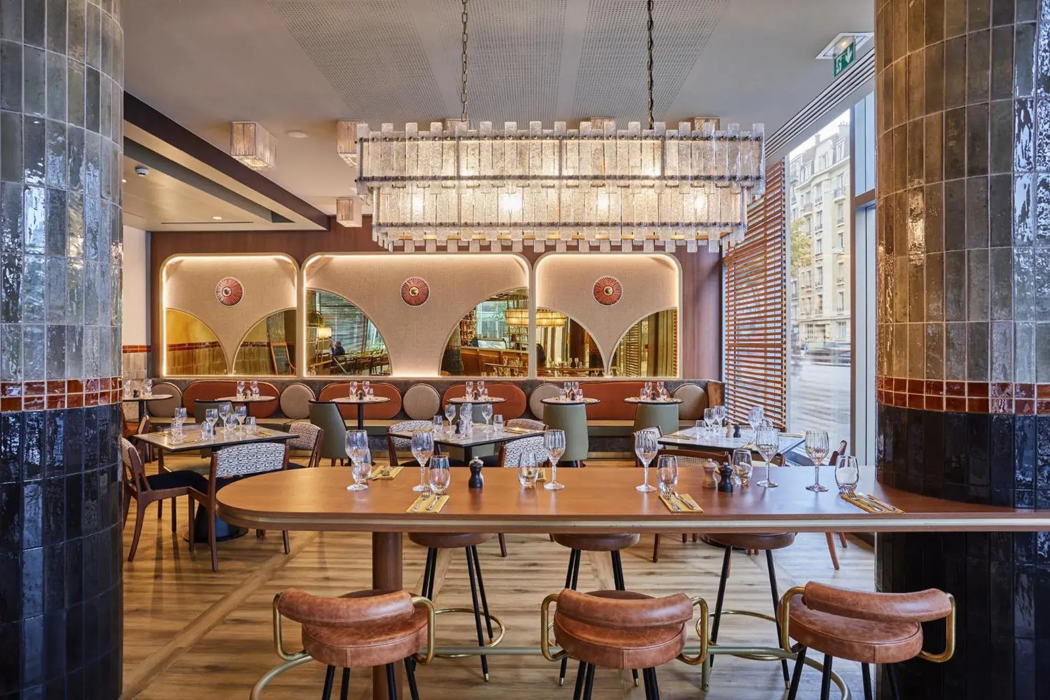 Restaurant/Places to Eat in voco Paris - Porte de Clichy, an IHG Hotel
