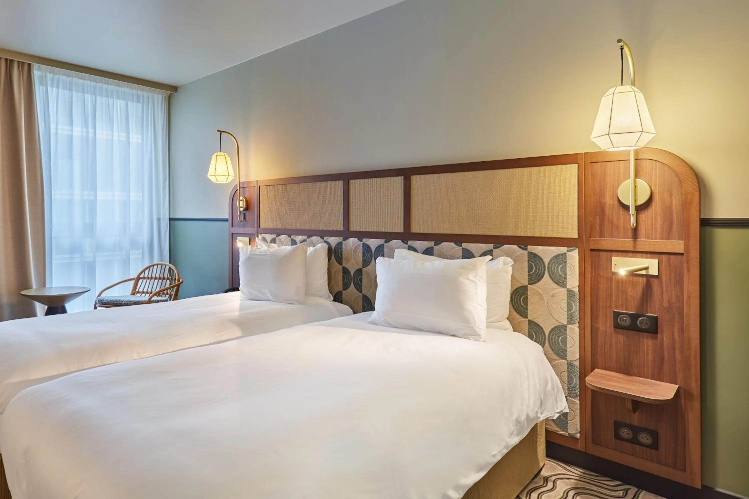 Bed in voco Paris - Porte de Clichy by IHG