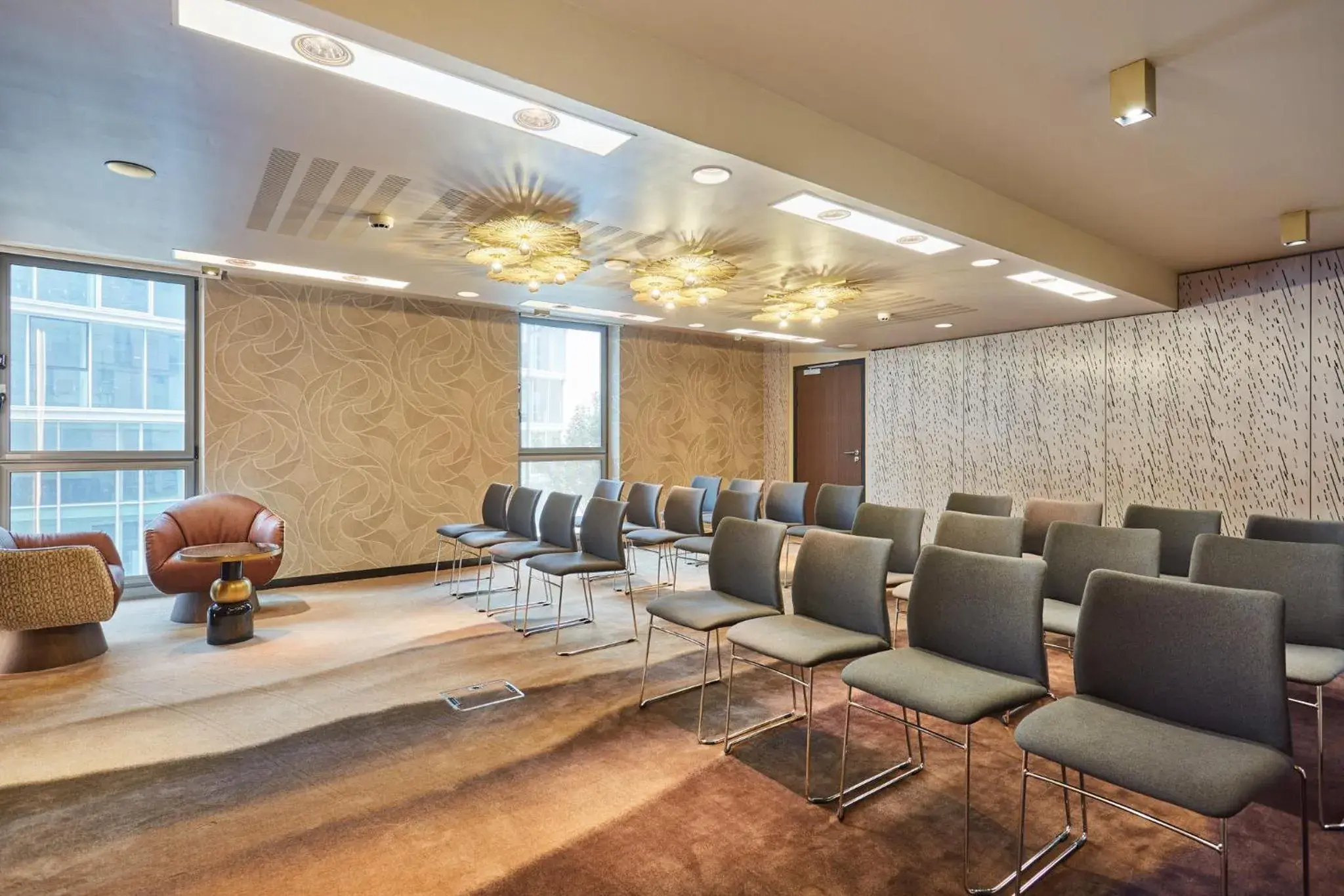 Meeting/conference room in voco Paris - Porte de Clichy, an IHG Hotel