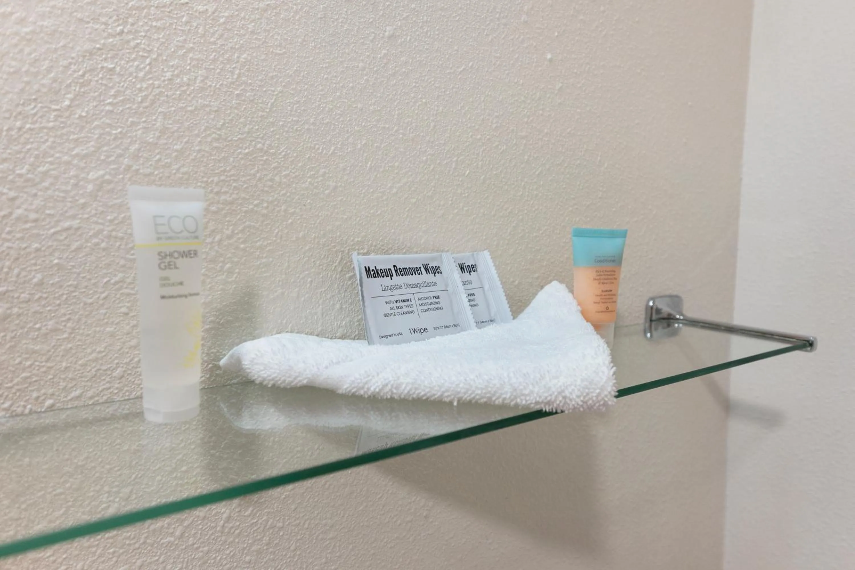 Bathroom in Orlando Palms