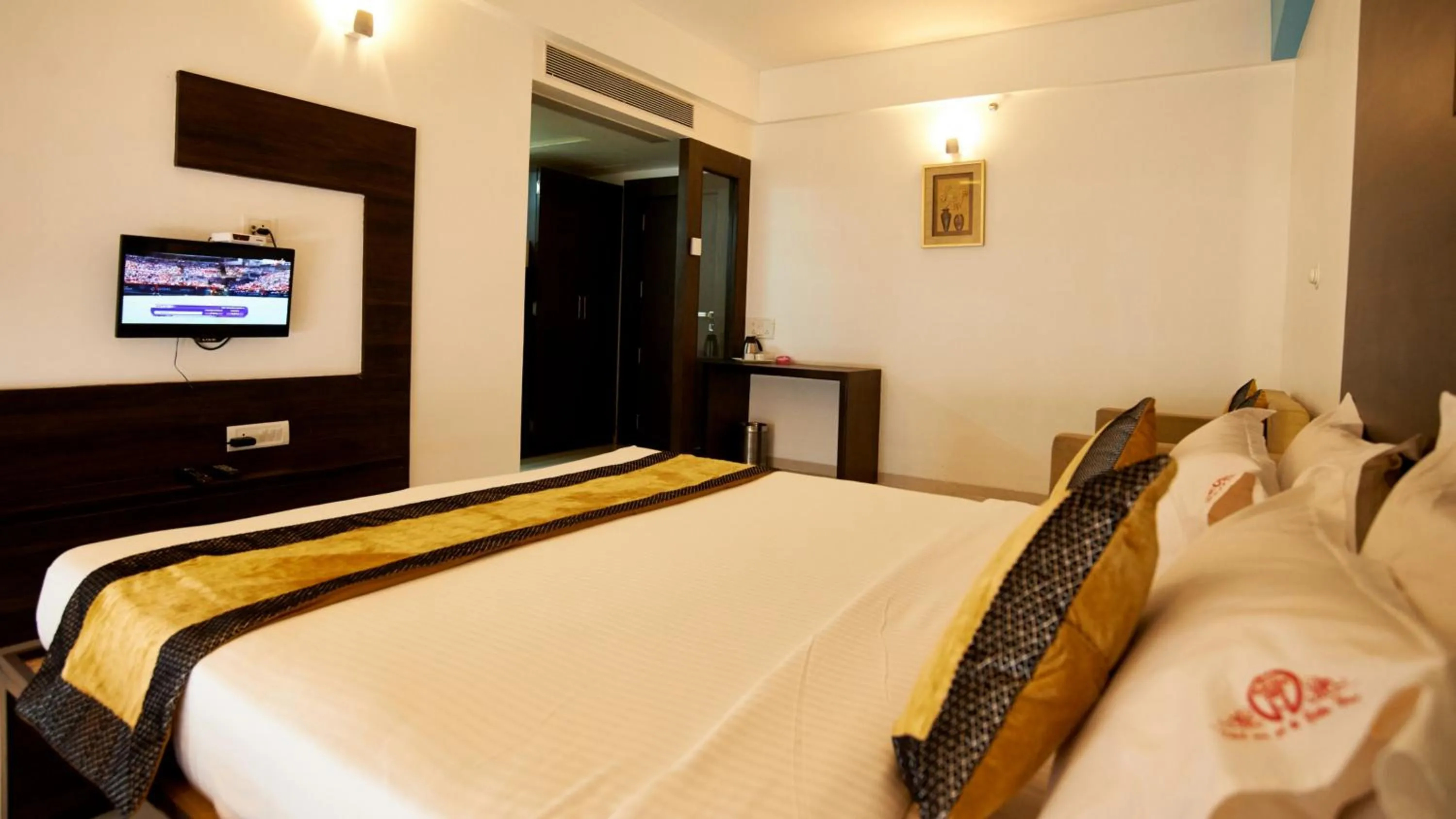 Bedroom, Bed in HOTEL SAI NISARG