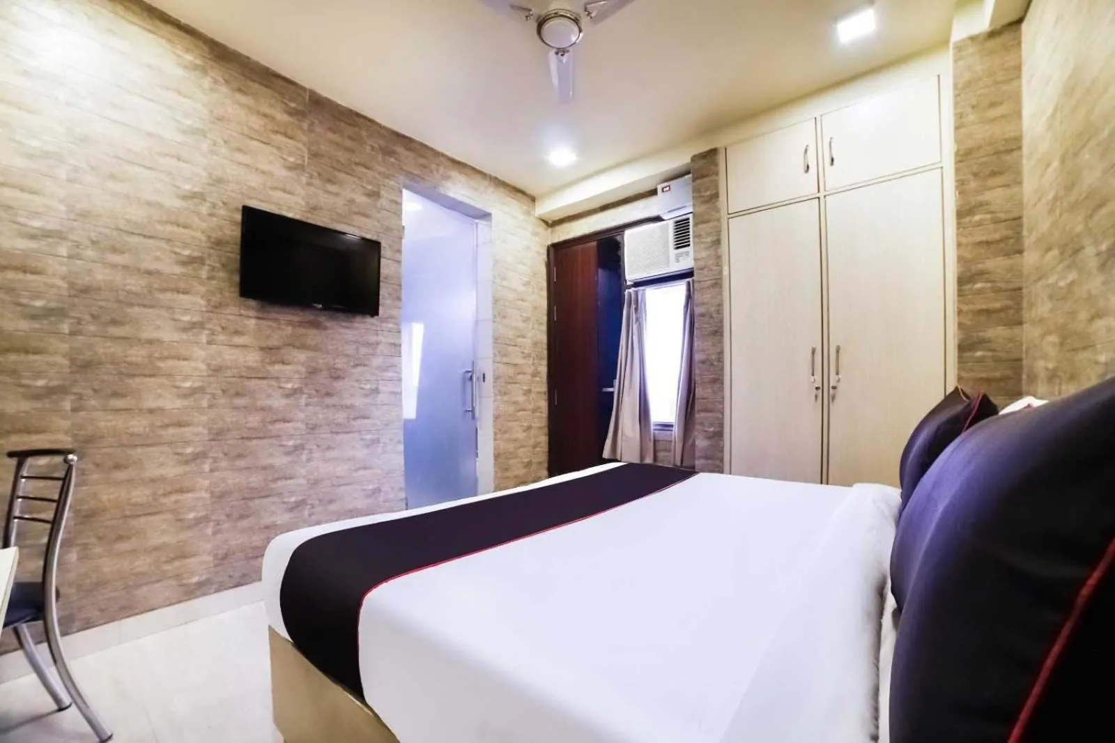Bedroom, Bed in Hotel O Urban villa