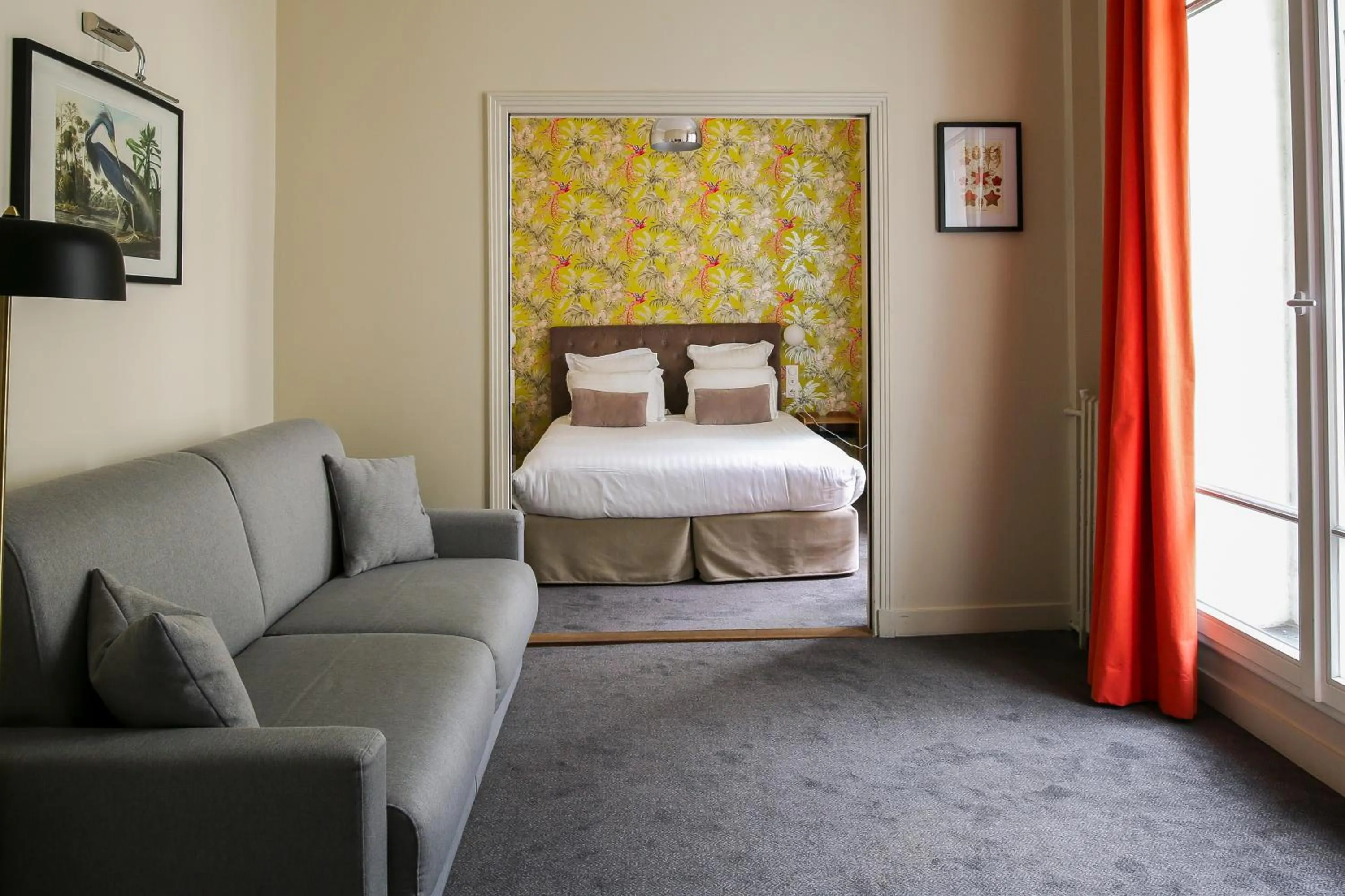 Bedroom in Hôtel des Batignolles