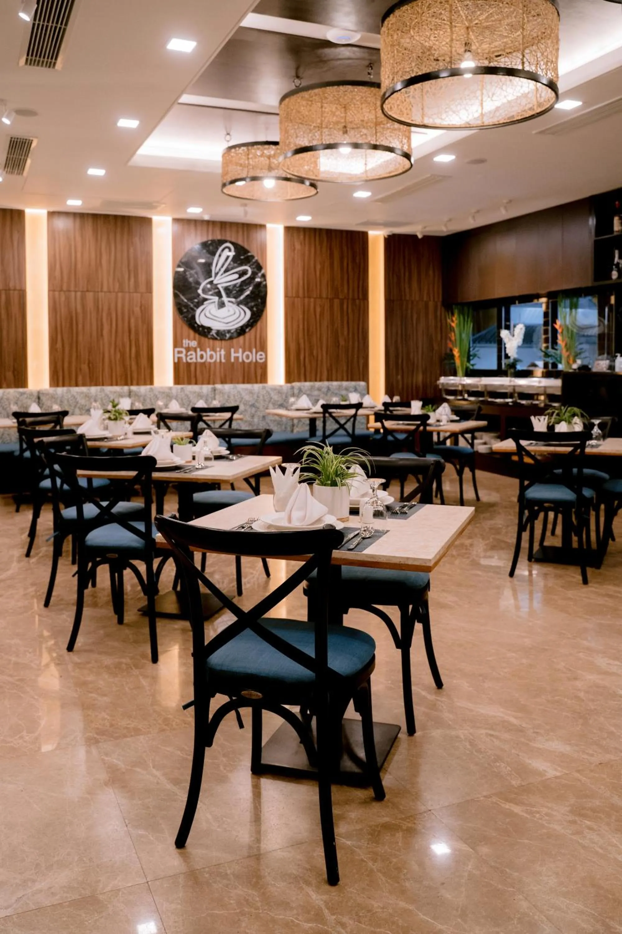 Restaurant/places to eat in Goldberry Suites and Hotel Cebu