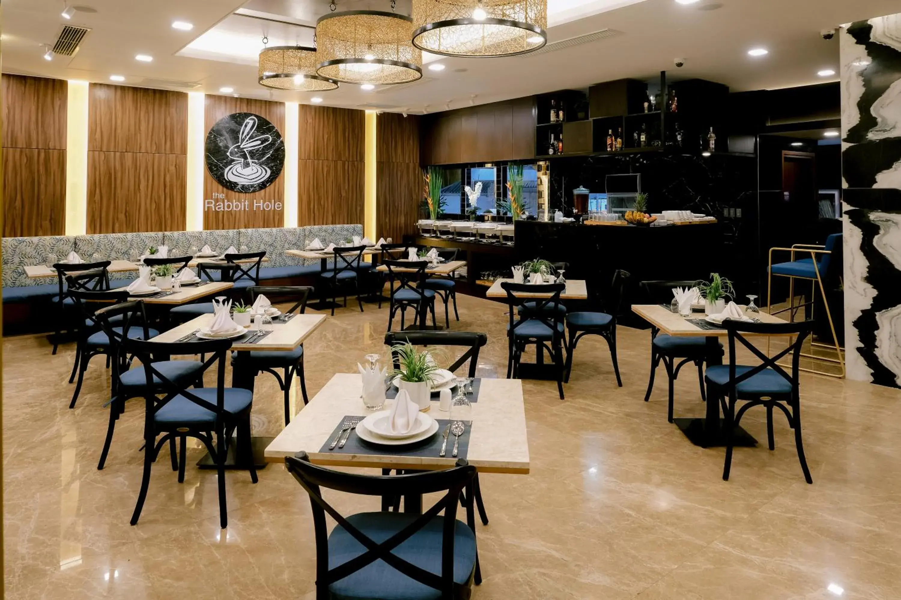 Restaurant/places to eat in Goldberry Suites and Hotel Cebu Restaurant/places to eat in Goldberry Suites and Hotel Cebu